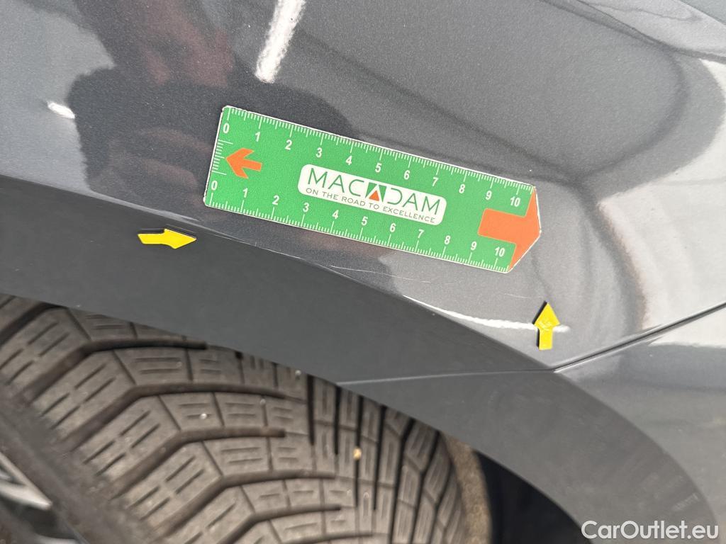  Volkswagen  Golf  VOLKSWAGEN / 2020 / 5P / Berline 1.4 eHybrid OPF 204 DSG6 Style #10