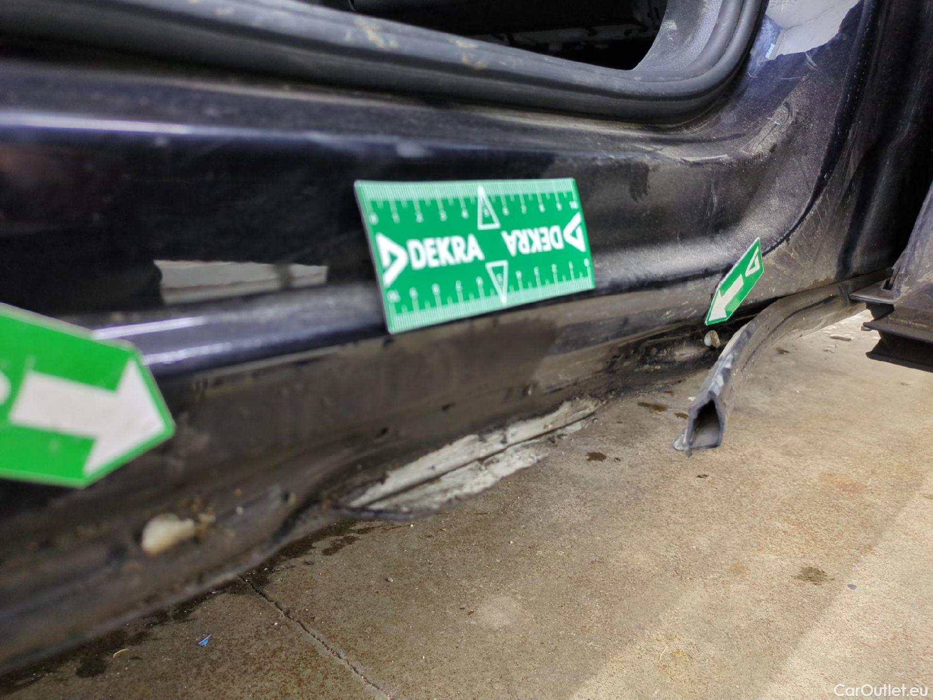  Volkswagen  Tiguan VOLKSWAGEN  Allspace / 2017 / 5P / SUV 2.0 TDI 150 DSG7 Carat Exclusive 4Motion #37