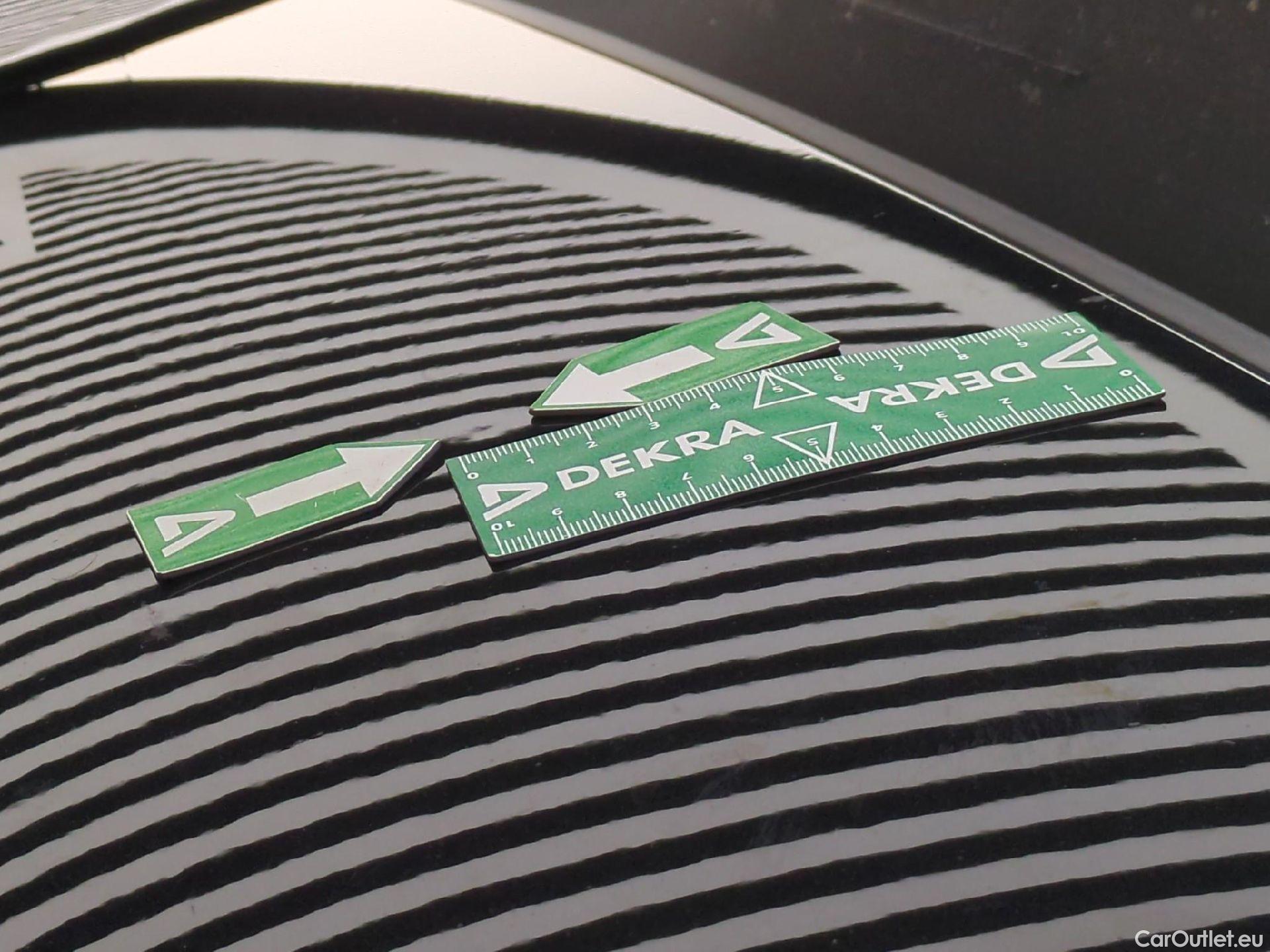  Volkswagen  Tiguan VOLKSWAGEN  Allspace / 2017 / 5P / SUV 2.0 TDI 150 DSG7 Carat Exclusive 4Motion #89