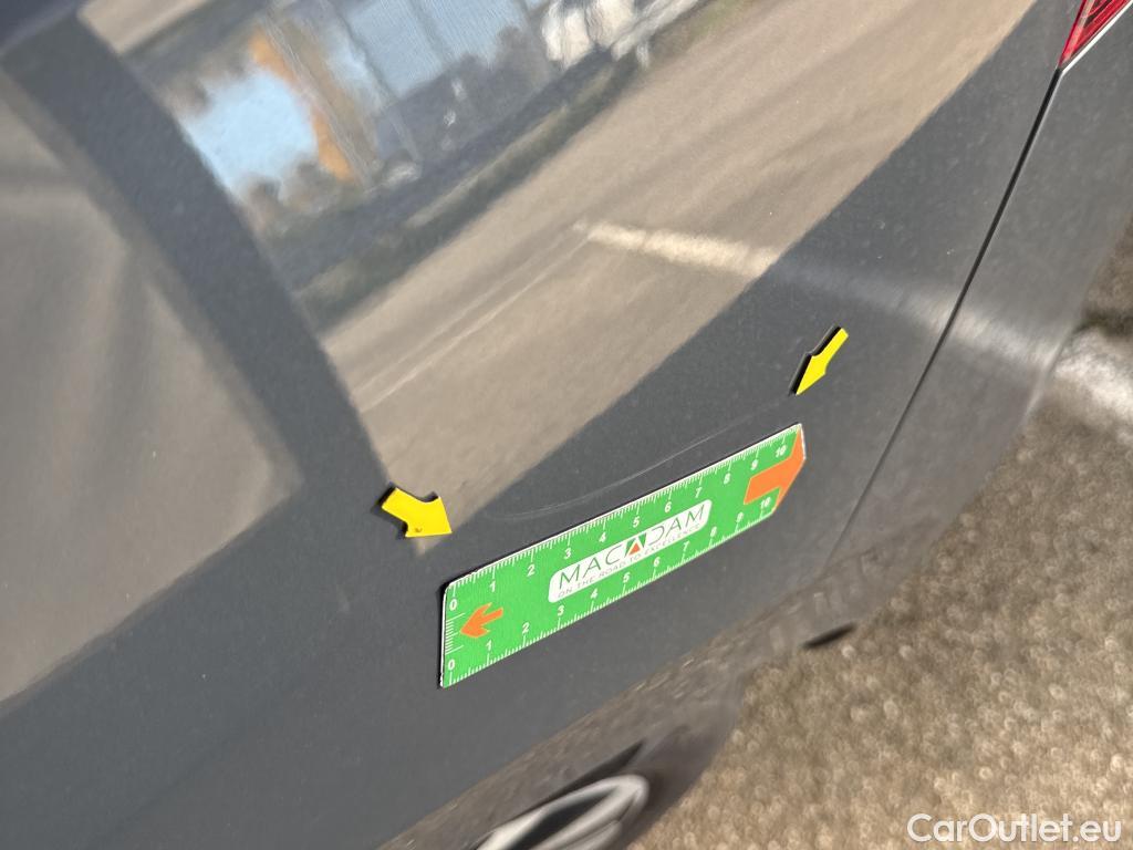  Volkswagen  Golf  VOLKSWAGEN / 2020 / 5P / Berline 1.4 eHybrid OPF 204 DSG6 Style #30