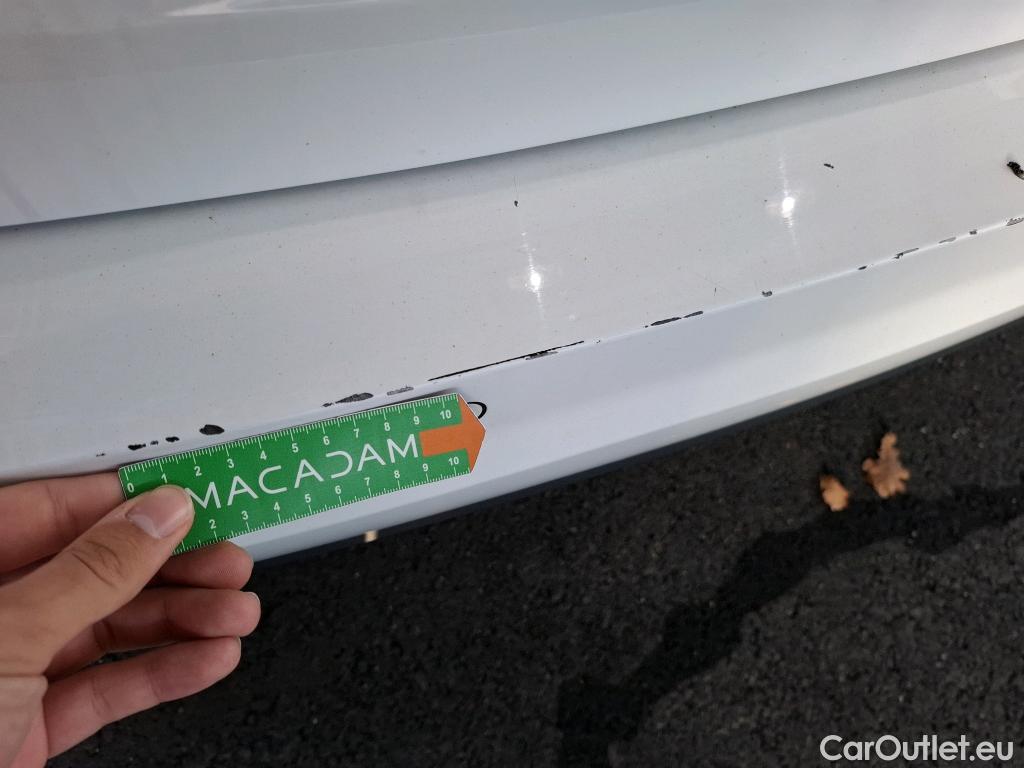  Volkswagen  Touran  Lounge Business BMT/Start-Stopp 2.0 TDI 150CV BVA7 E6d #16