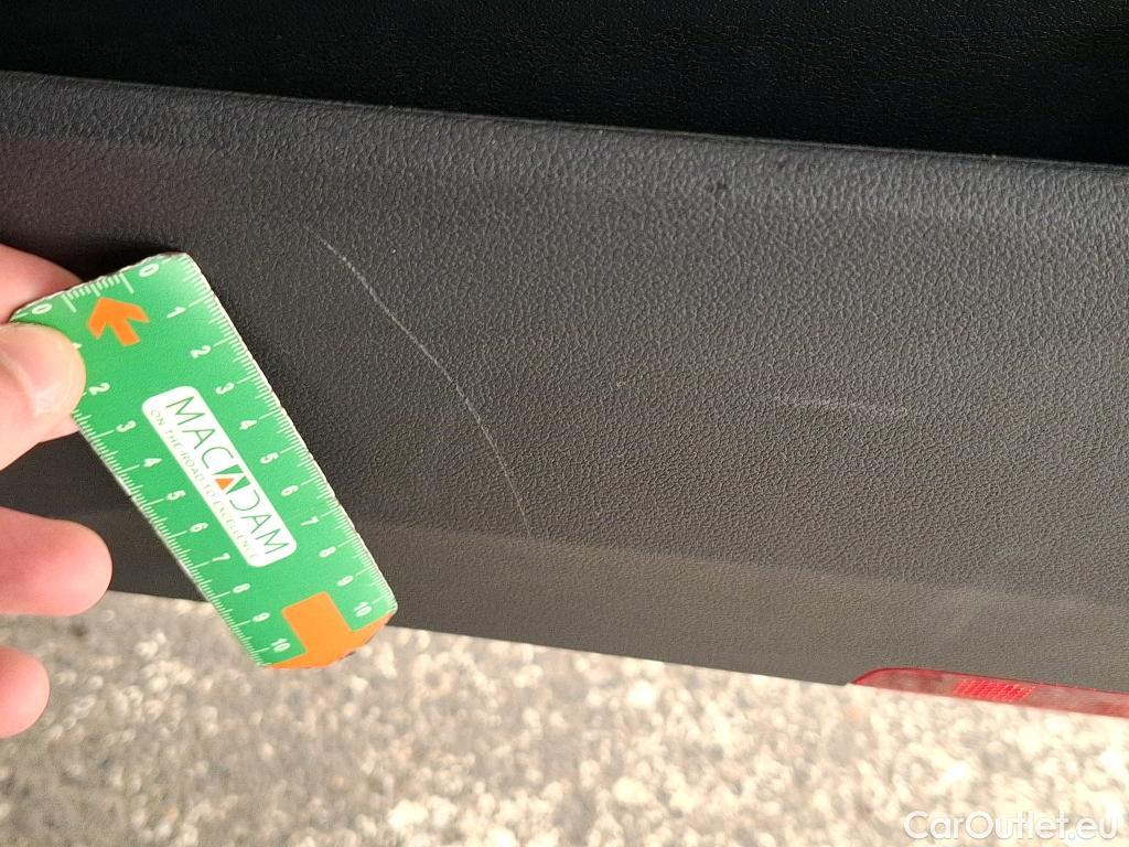  Volkswagen  Touran  United Start-Stop 2.0 TDI 150CV BVA7 E6d #9