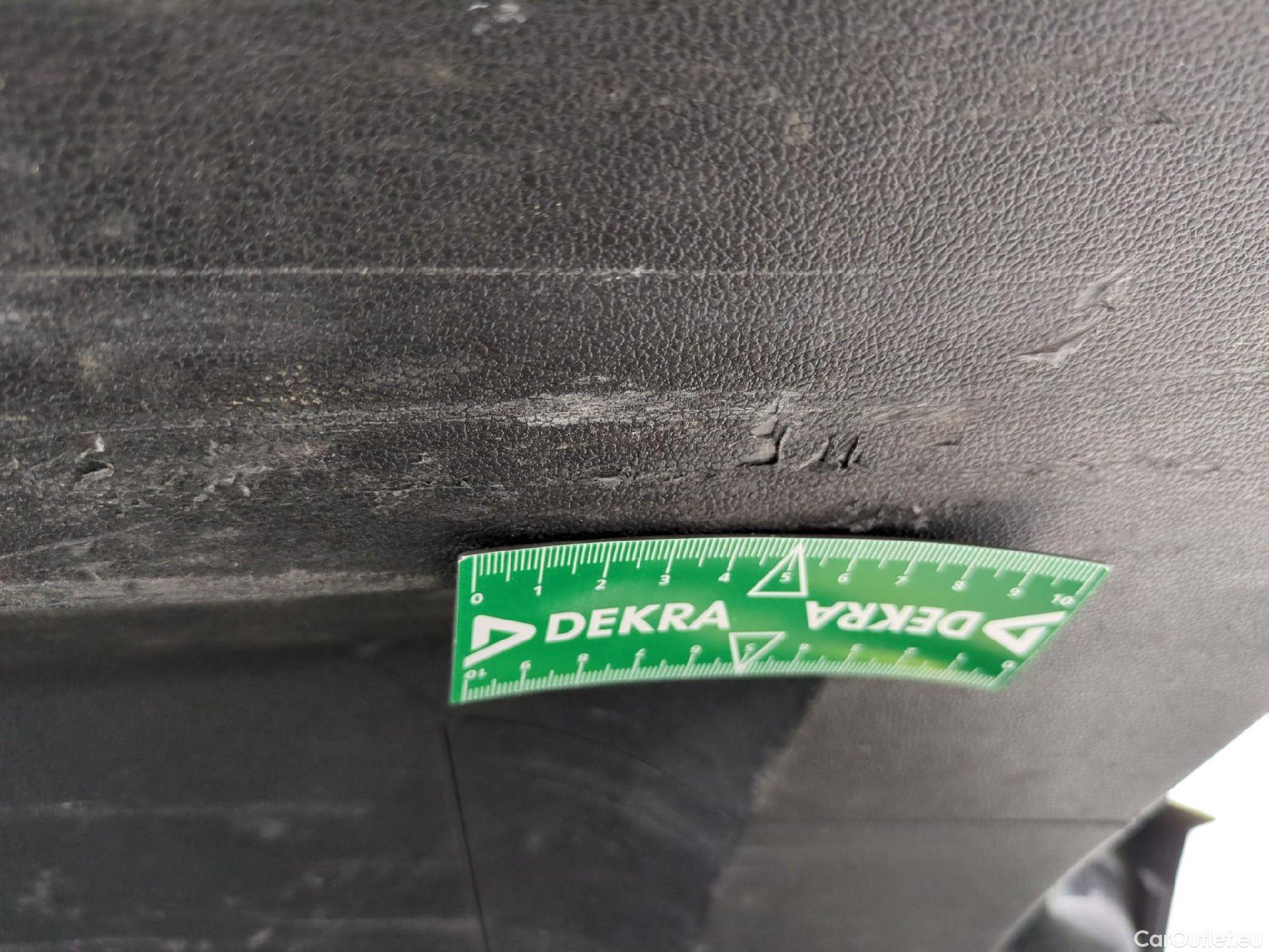  Volkswagen  Tiguan VOLKSWAGEN  Allspace / 2017 / 5P / SUV 2.0 TDI 150 DSG7 Carat Exclusive 4Motion #23