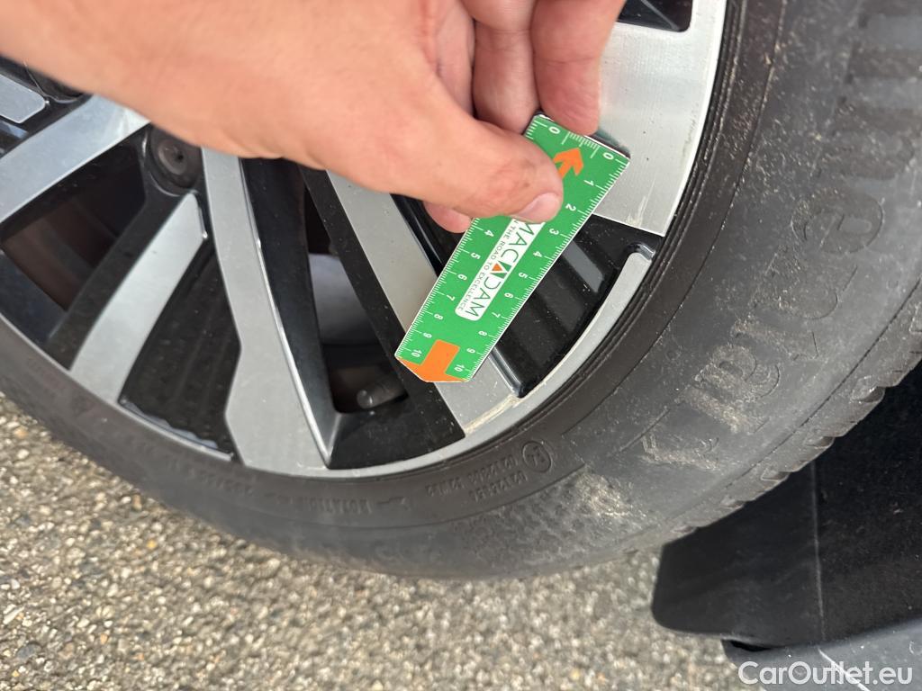  Volkswagen  Golf  VOLKSWAGEN / 2020 / 5P / Berline 1.4 eHybrid OPF 204 DSG6 Style #23