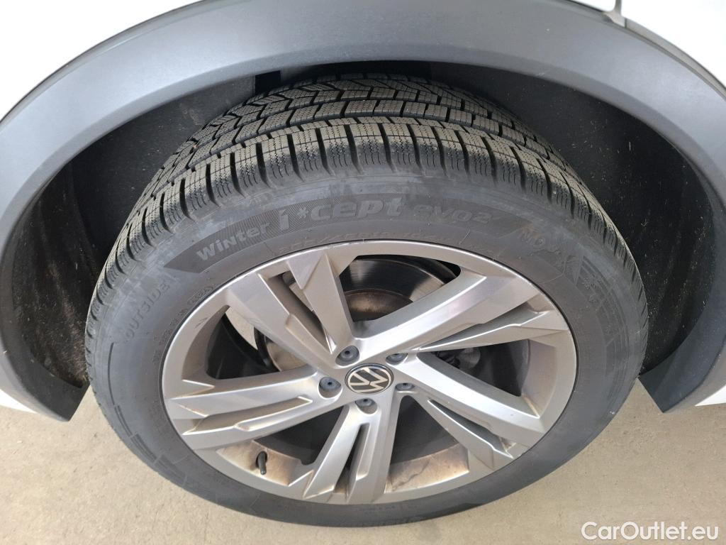  Volkswagen  Tiguan  2.0 TDI 150 DSG7 R-Line #8