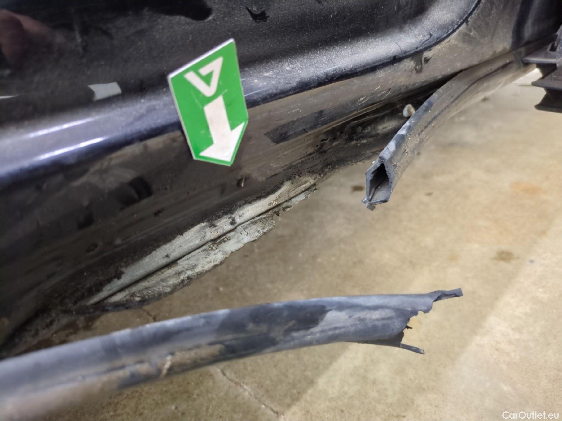  Volkswagen  Tiguan VOLKSWAGEN  Allspace / 2017 / 5P / SUV 2.0 TDI 150 DSG7 Carat Exclusive 4Motion #39