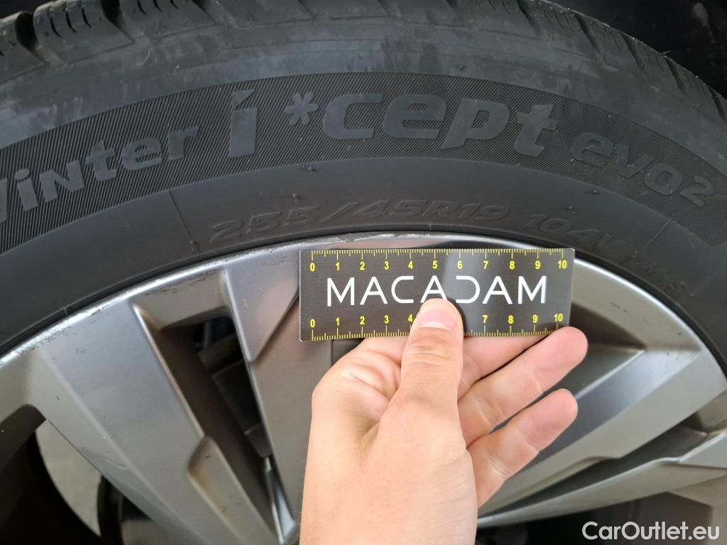  Volkswagen  Tiguan  2.0 TDI 150 DSG7 R-Line #10