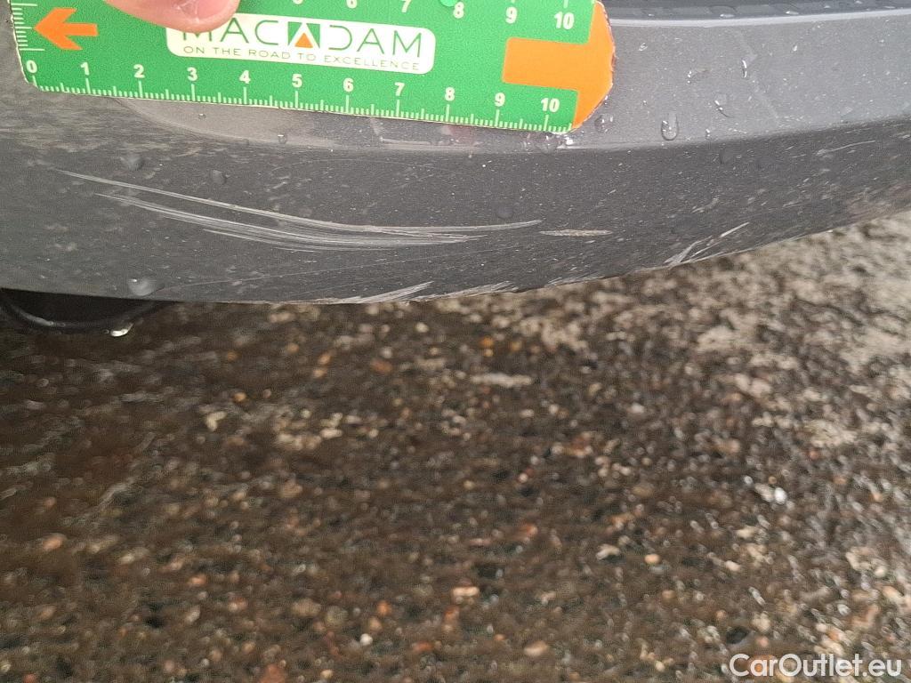  Volkswagen  Touran  Lounge Business BMT/Start-Stopp 2.0 TDI 150CV BVA7 E6d #15