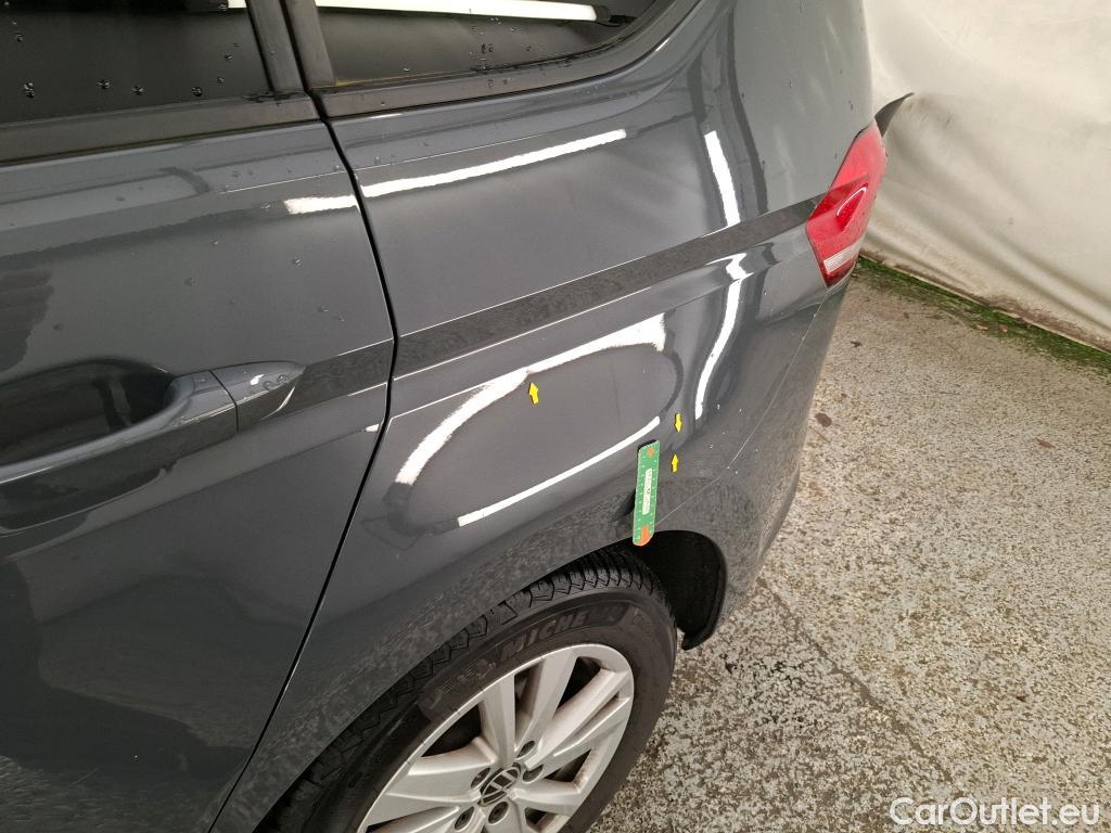  Volkswagen  Touran  Lounge Business BMT/Start-Stopp 2.0 TDI 150CV BVA7 E6d #37