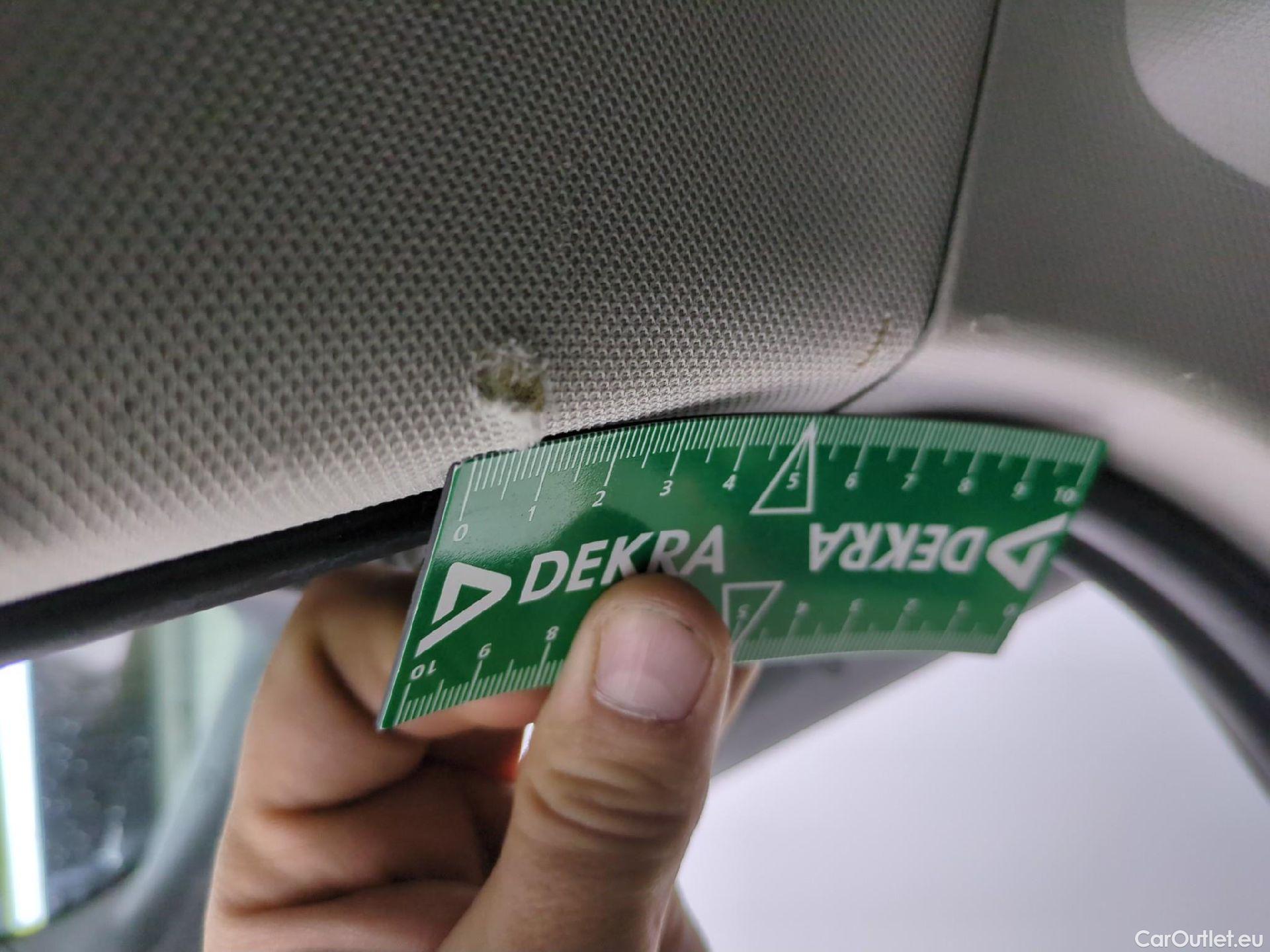  Volkswagen  Tiguan VOLKSWAGEN  Allspace / 2017 / 5P / SUV 2.0 TDI 150 DSG7 Carat Exclusive 4Motion #19