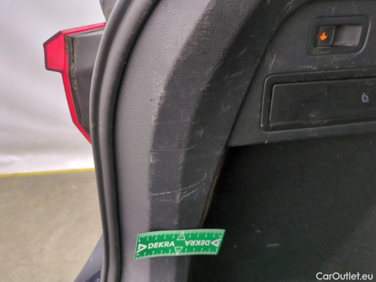  Volkswagen  Tiguan VOLKSWAGEN  Allspace / 2017 / 5P / SUV 2.0 TDI 150 DSG7 Carat Exclusive 4Motion #6