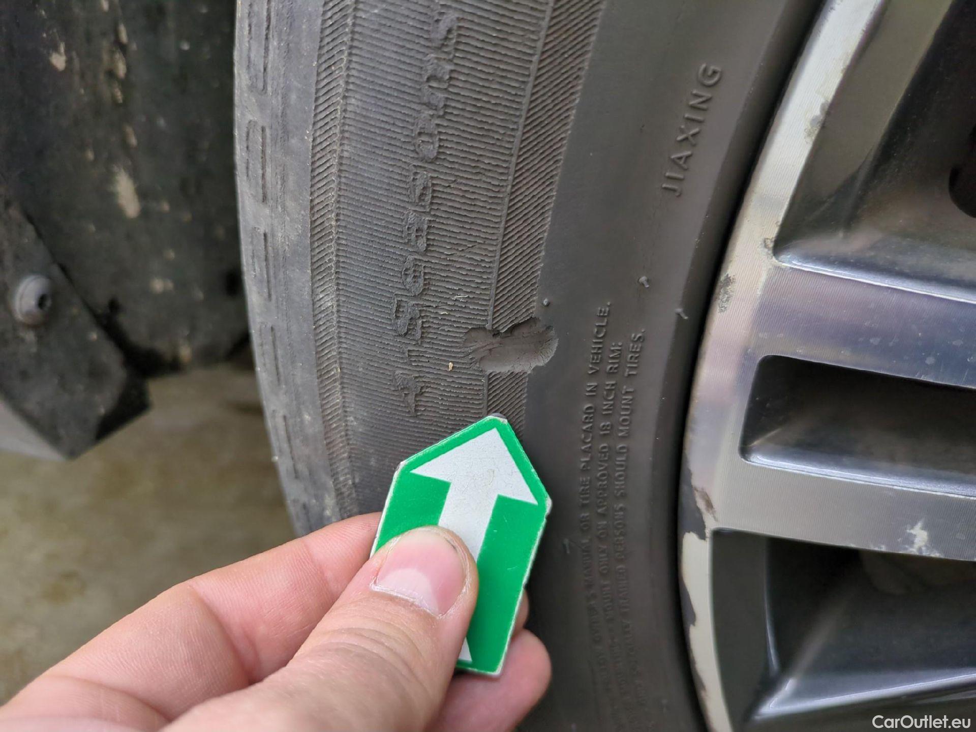  Volkswagen  Tiguan VOLKSWAGEN  Allspace / 2017 / 5P / SUV 2.0 TDI 150 DSG7 Carat Exclusive 4Motion #28