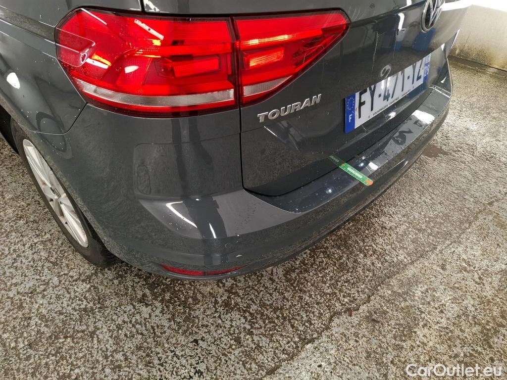  Volkswagen  Touran  Lounge Business BMT/Start-Stopp 2.0 TDI 150CV BVA7 E6d #1