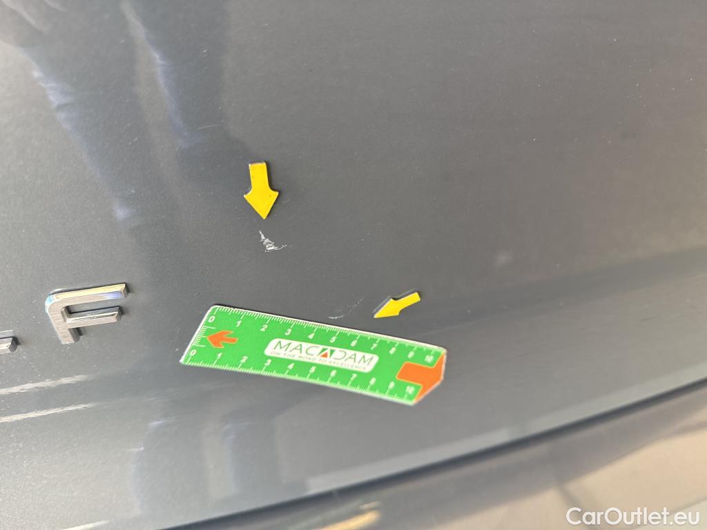  Volkswagen  Golf  VOLKSWAGEN / 2020 / 5P / Berline 1.4 eHybrid OPF 204 DSG6 Style #42