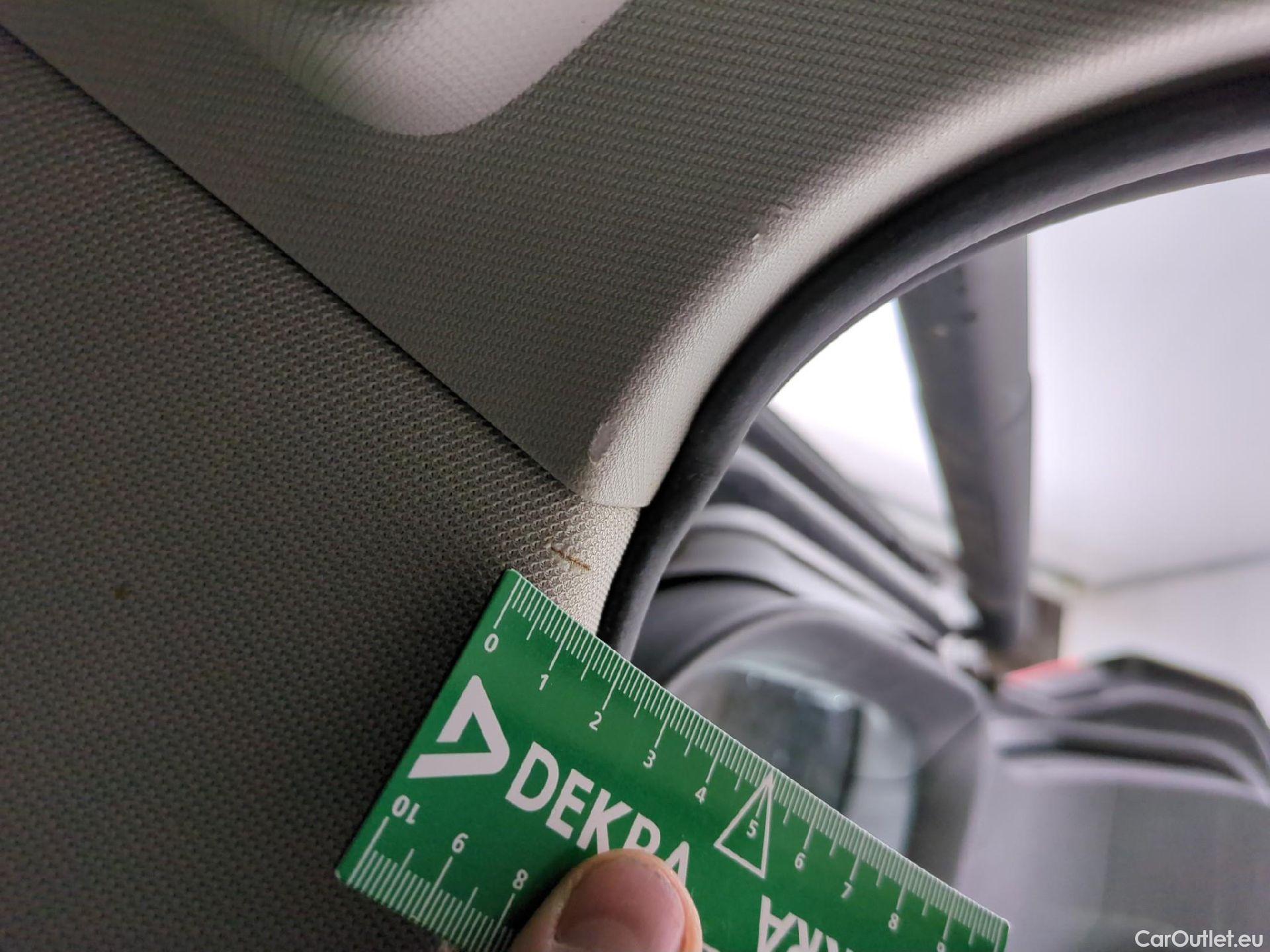  Volkswagen  Tiguan VOLKSWAGEN  Allspace / 2017 / 5P / SUV 2.0 TDI 150 DSG7 Carat Exclusive 4Motion #18