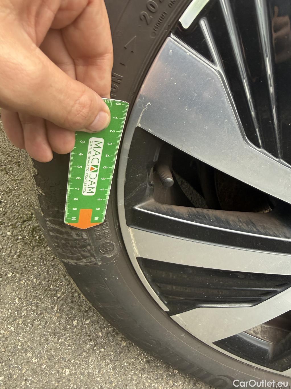  Volkswagen  Golf  VOLKSWAGEN / 2020 / 5P / Berline 1.4 eHybrid OPF 204 DSG6 Style #25