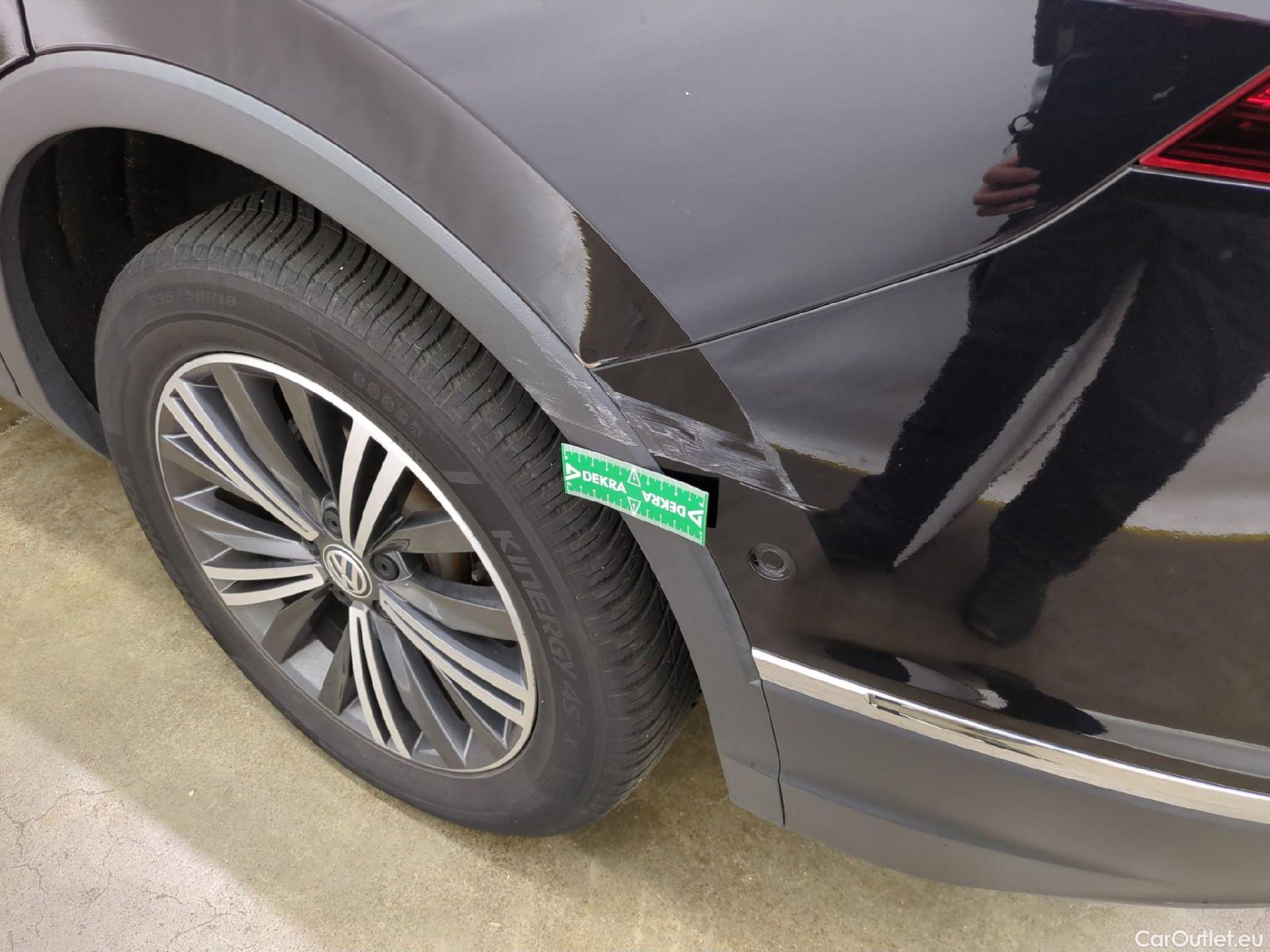  Volkswagen  Tiguan VOLKSWAGEN  Allspace / 2017 / 5P / SUV 2.0 TDI 150 DSG7 Carat Exclusive 4Motion #60