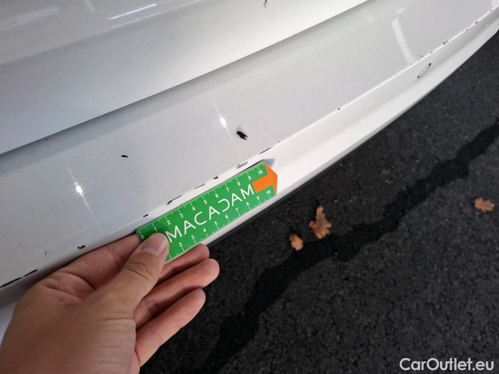  Volkswagen  Touran  Lounge Business BMT/Start-Stopp 2.0 TDI 150CV BVA7 E6d #18