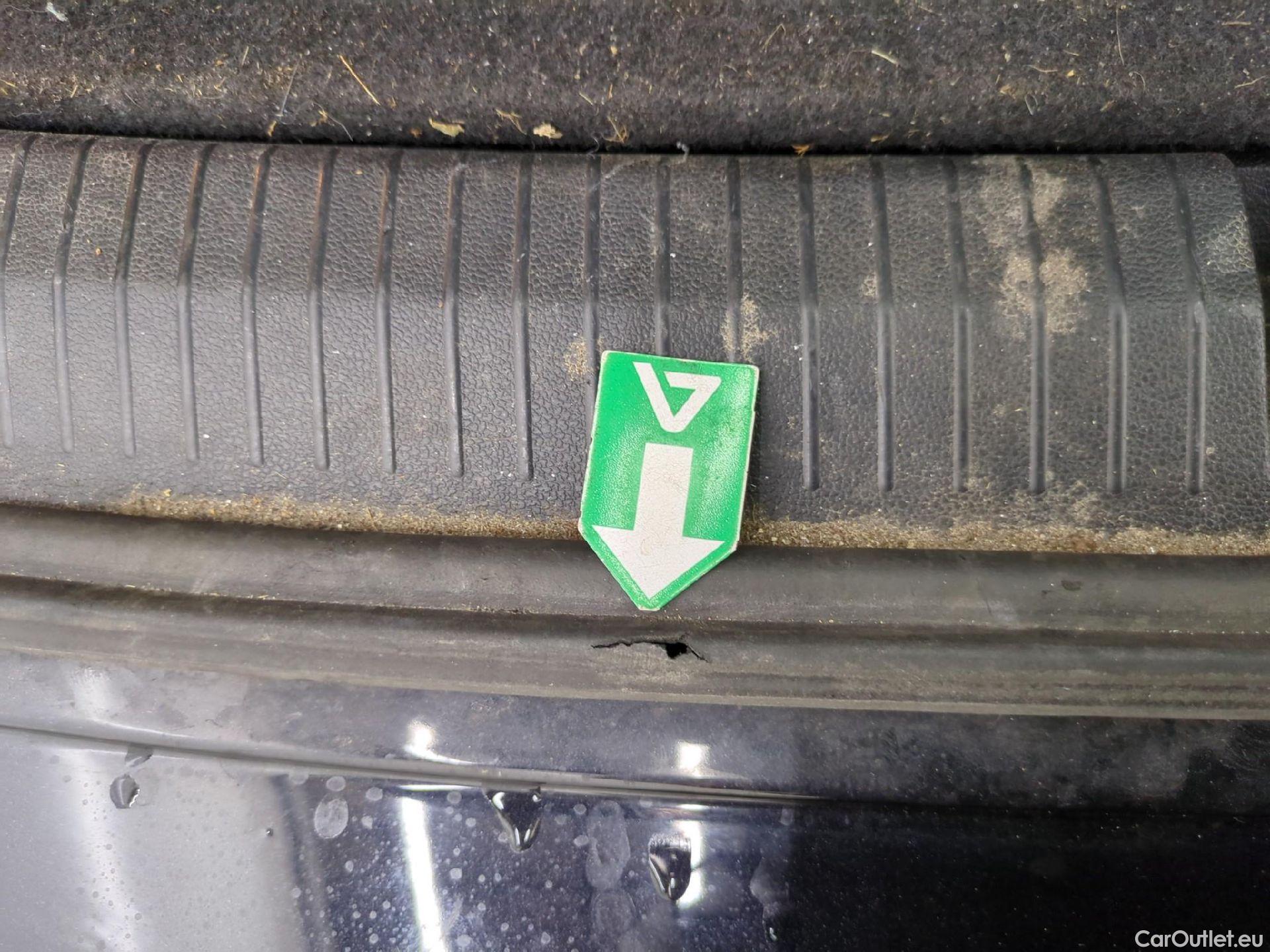  Volkswagen  Tiguan VOLKSWAGEN  Allspace / 2017 / 5P / SUV 2.0 TDI 150 DSG7 Carat Exclusive 4Motion #4