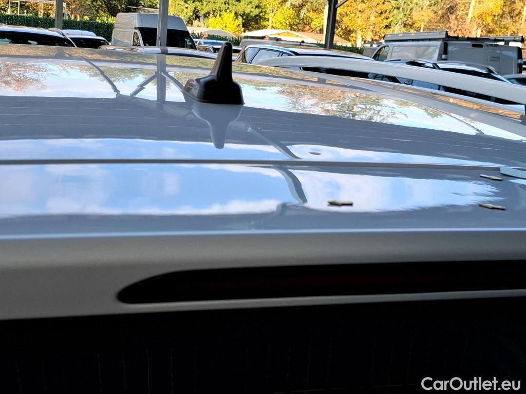  Volkswagen  Touran  Lounge Business BMT/Start-Stopp 2.0 TDI 150CV BVA7 E6d #12