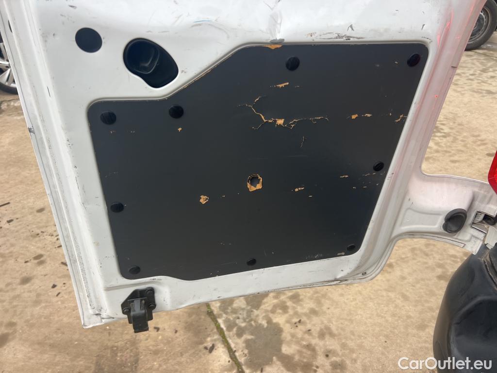  Citroen  Jumpy CITROEN  / 2016 / 4P / furgón Talla M BlueHDi 100 S&S 6v Control #44