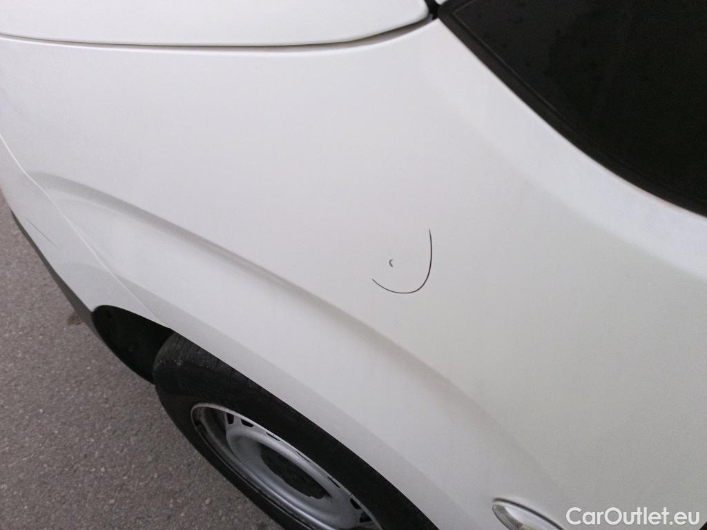  Peugeot  Partner PEUGEOT  / 2018 / 3P / furgón derivado de turismo Pro Standard 600kg BlueHDi 73kW (AC) #30