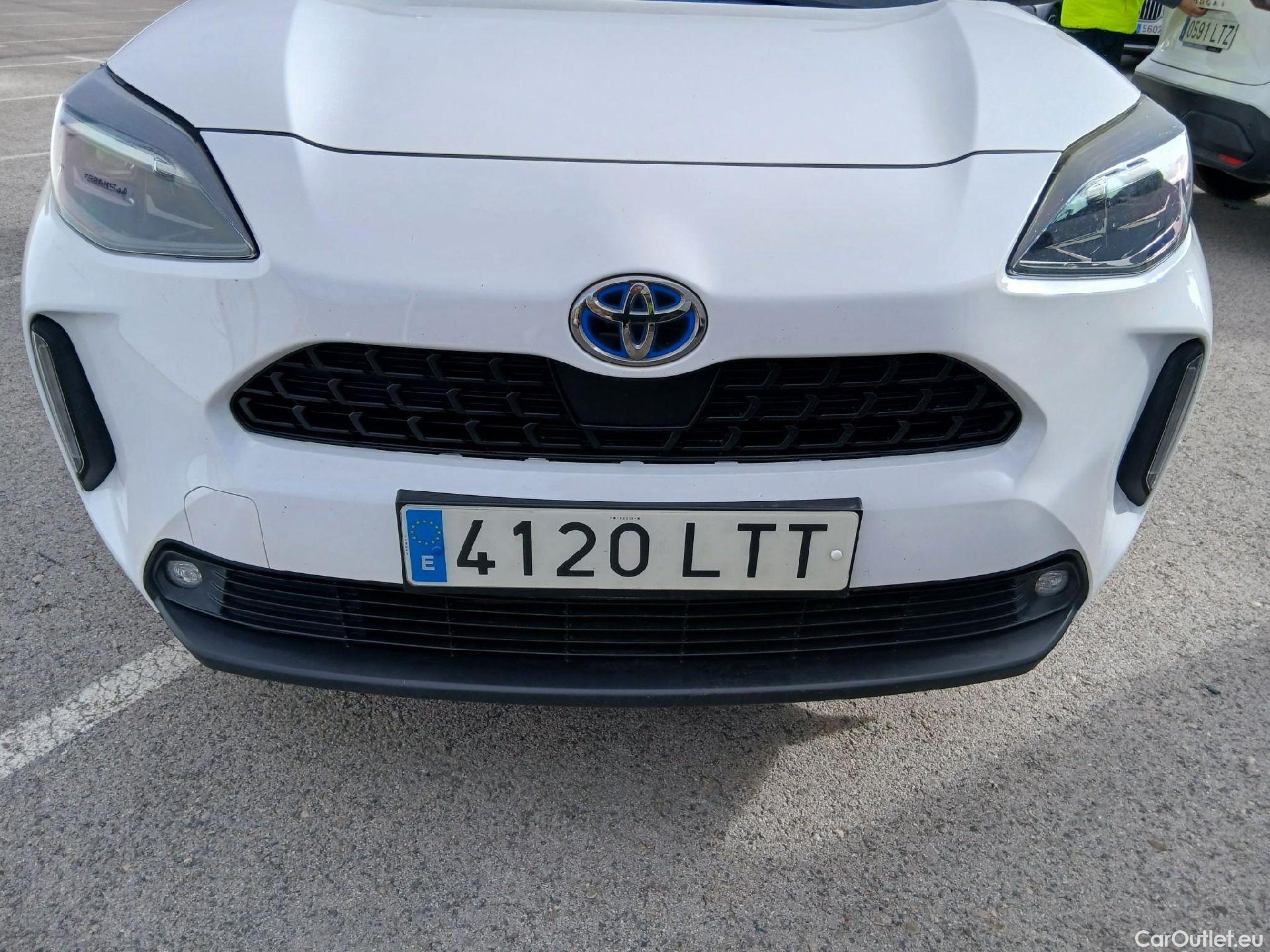  Toyota  Yaris Cross TOYOTA  / 2021 / 5P / todoterreno 1.5 120H Active Tech #28