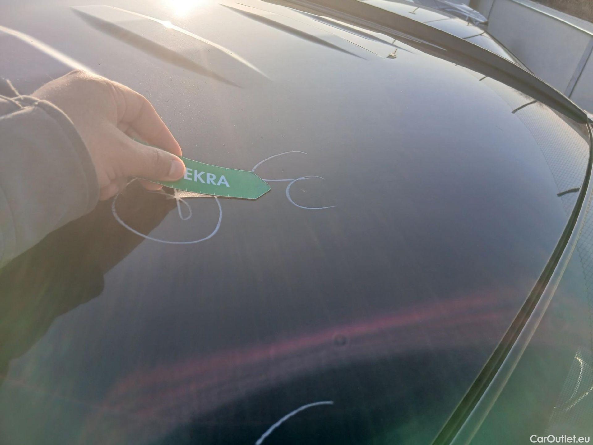  Toyota  RAV4 TOYOTA  / 2018 / 5P / todoterreno 2.5l 220H Advance #34