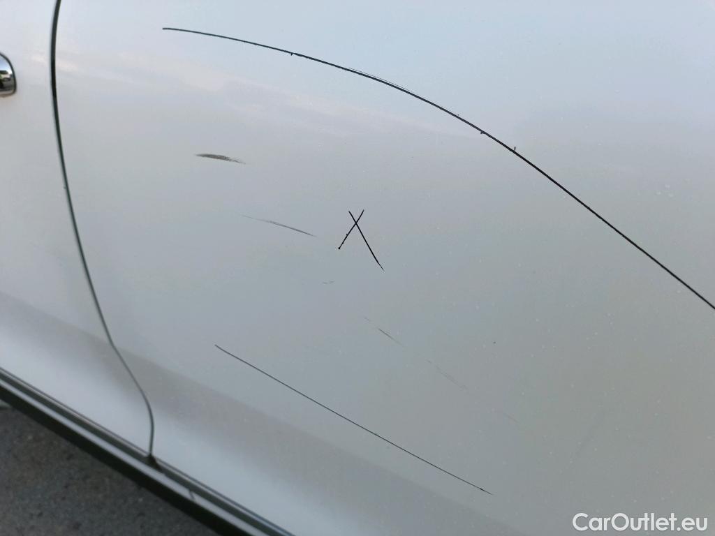  KIA  Niro KIA e- / 2016 / 5P / crossover e- 150kW (204CV) Drive (Long Range) #12