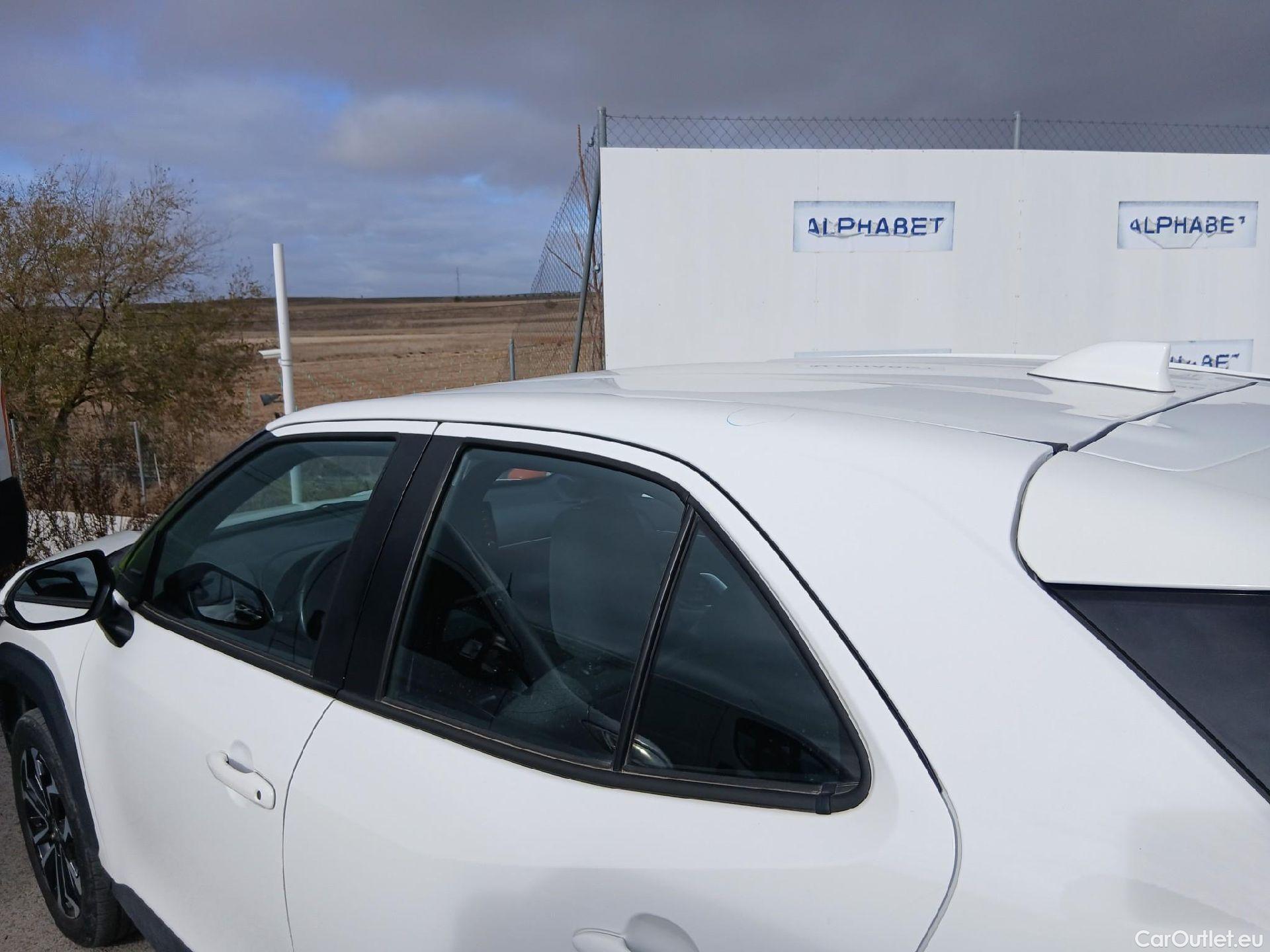  Toyota  Yaris Cross TOYOTA  / 2021 / 5P / todoterreno 1.5 120H Active Tech #26