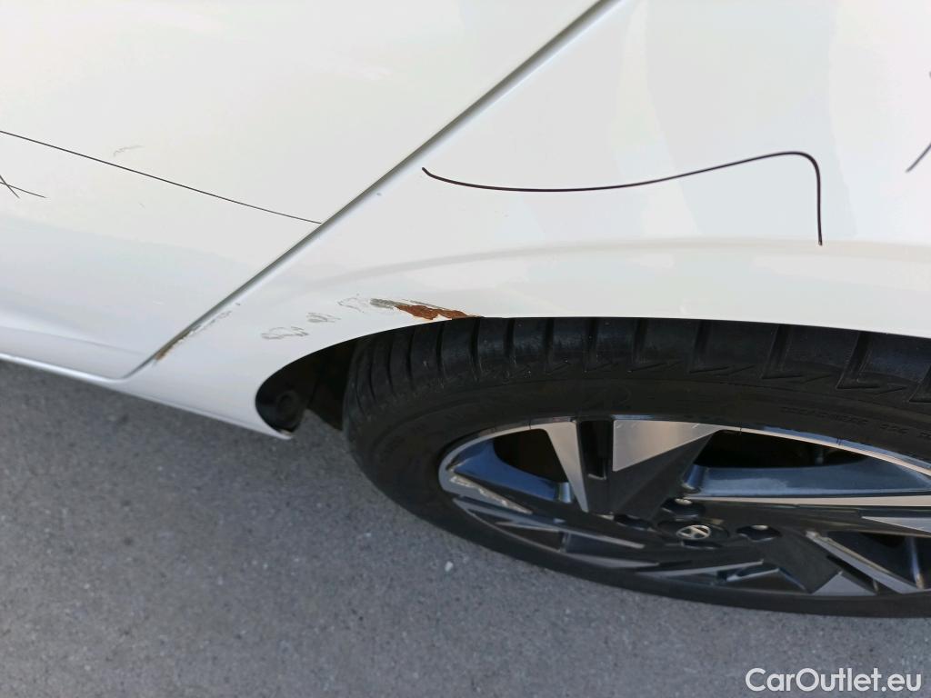  Hyundai  i20 HYUNDAI  / 2020 / 5P / berlina con portón 1.0 TGDI 74kW (100CV) SLX #2