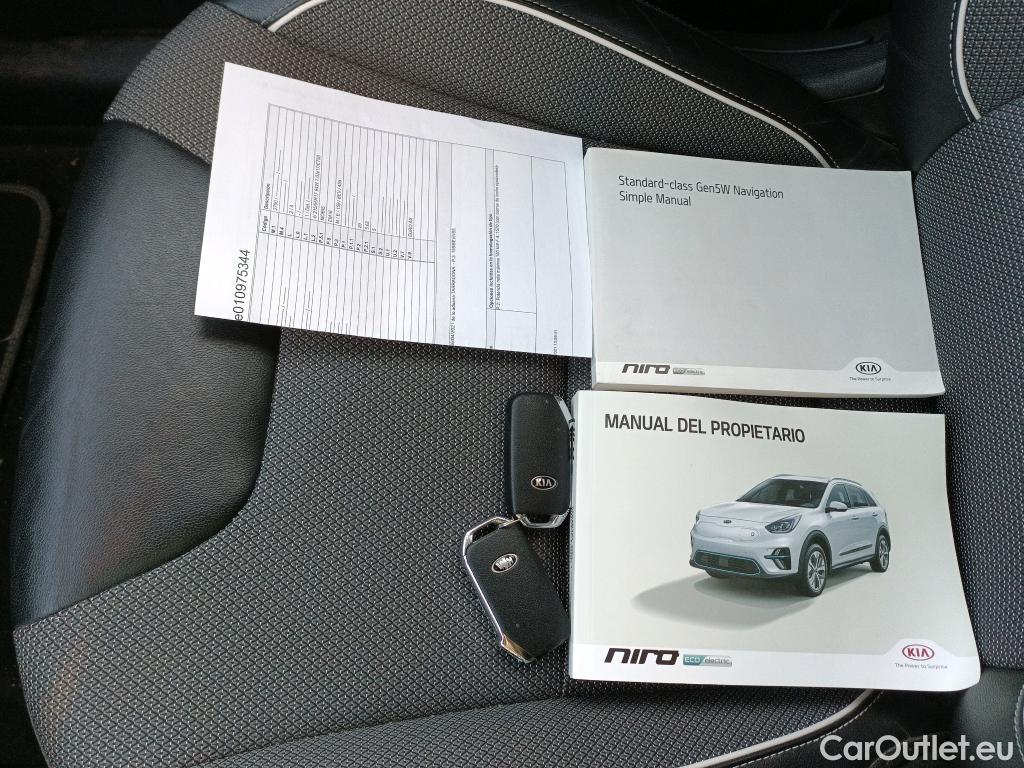  KIA  Niro KIA e- / 2016 / 5P / crossover e- 150kW (204CV) Drive (Long Range) #15