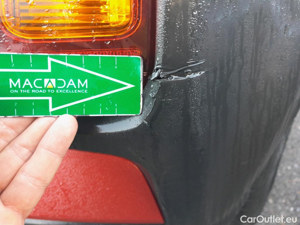  Hyundai  Konna HYUNDAI Kona / 2017 / 5P / todoterreno 1.6 GDI HEV Klass DCT #2