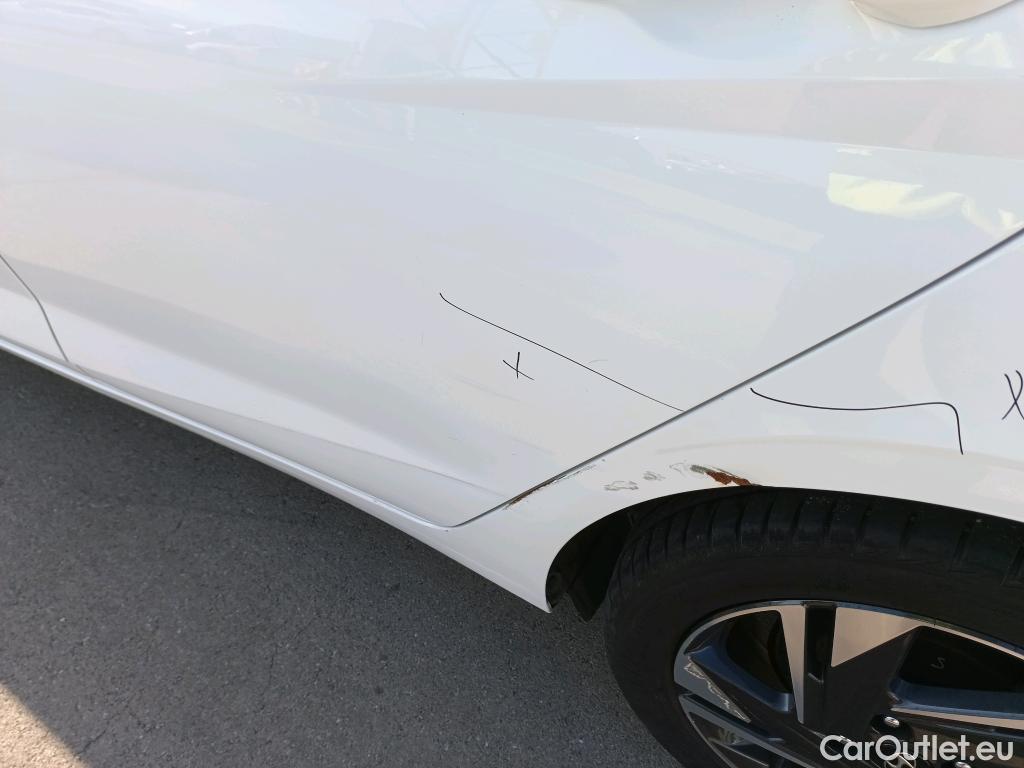  Hyundai  i20 HYUNDAI  / 2020 / 5P / berlina con portón 1.0 TGDI 74kW (100CV) SLX #7