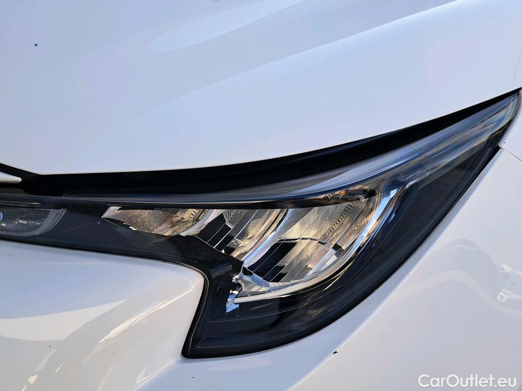  Toyota  Corolla TOYOTA  / 2019 / 5P / berlina con portón 1.8 125H BUSINESS PLUS E-CVT #10