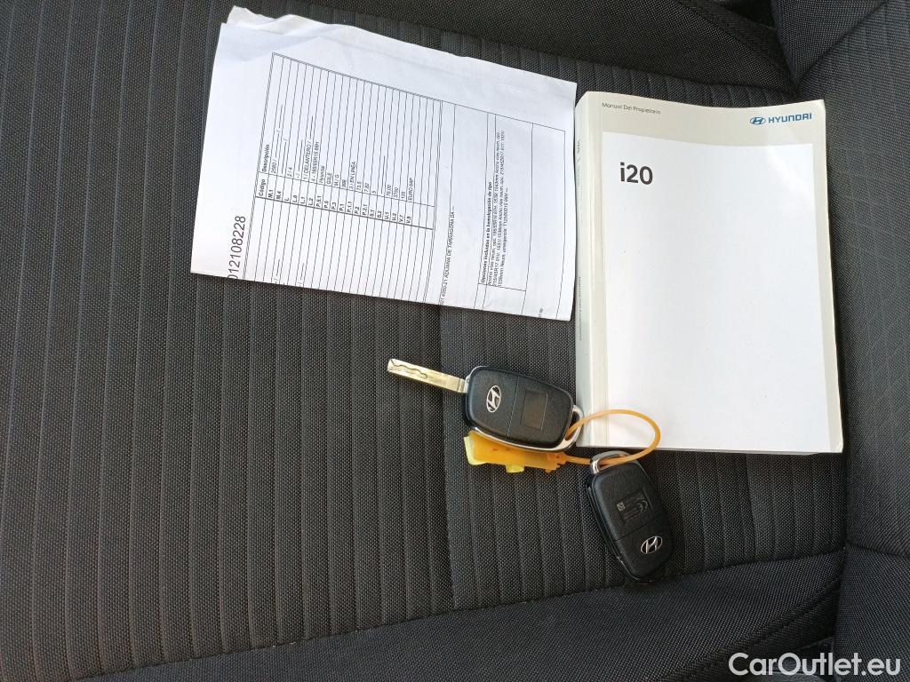  Hyundai  i20 HYUNDAI  / 2020 / 5P / berlina con portón 1.0 TGDI 74kW (100CV) SLX #6