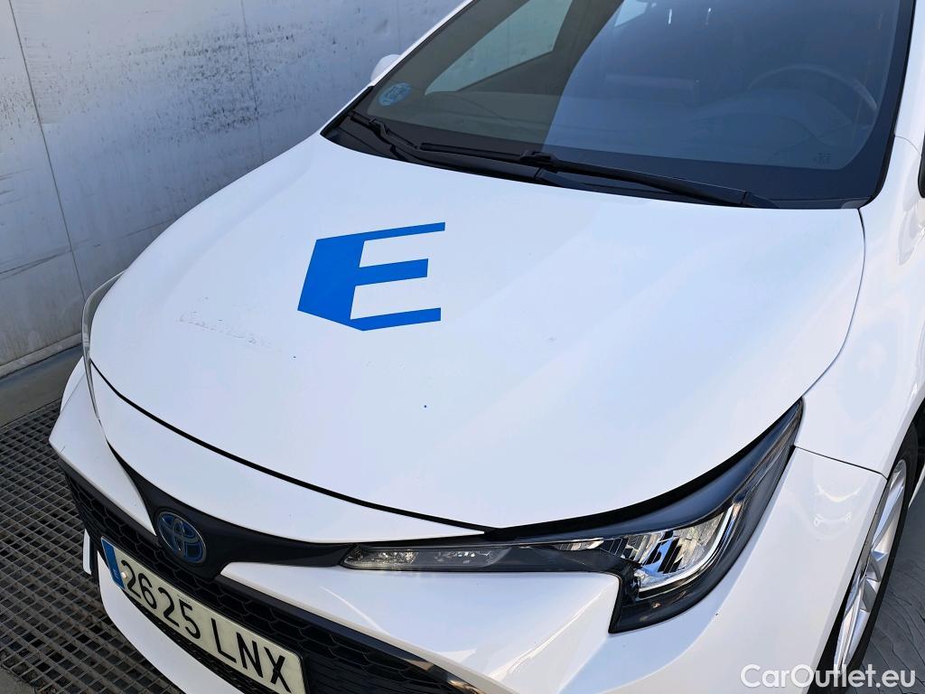  Toyota  Corolla TOYOTA  / 2019 / 5P / berlina con portón 1.8 125H BUSINESS PLUS E-CVT #9