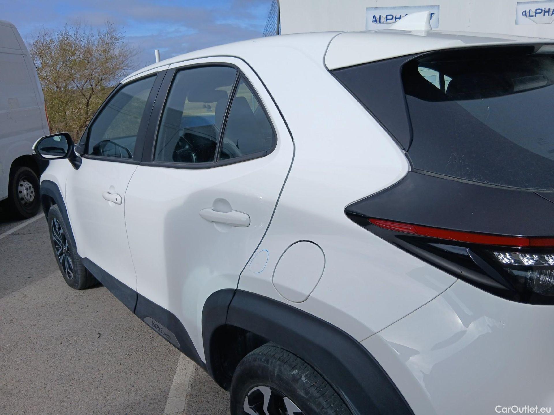  Toyota  Yaris Cross TOYOTA  / 2021 / 5P / todoterreno 1.5 120H Active Tech #10