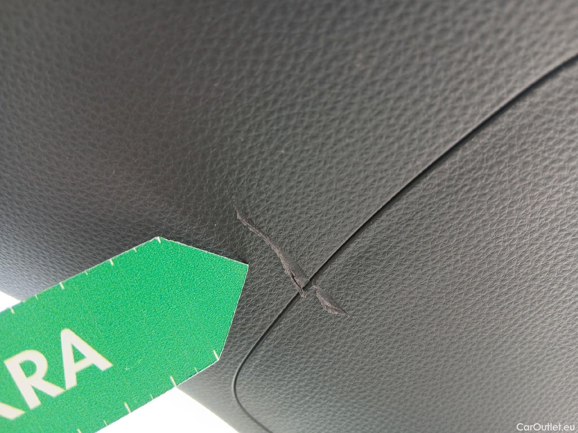  Toyota  Yaris Cross TOYOTA  / 2021 / 5P / todoterreno 1.5 120H Active Tech #15