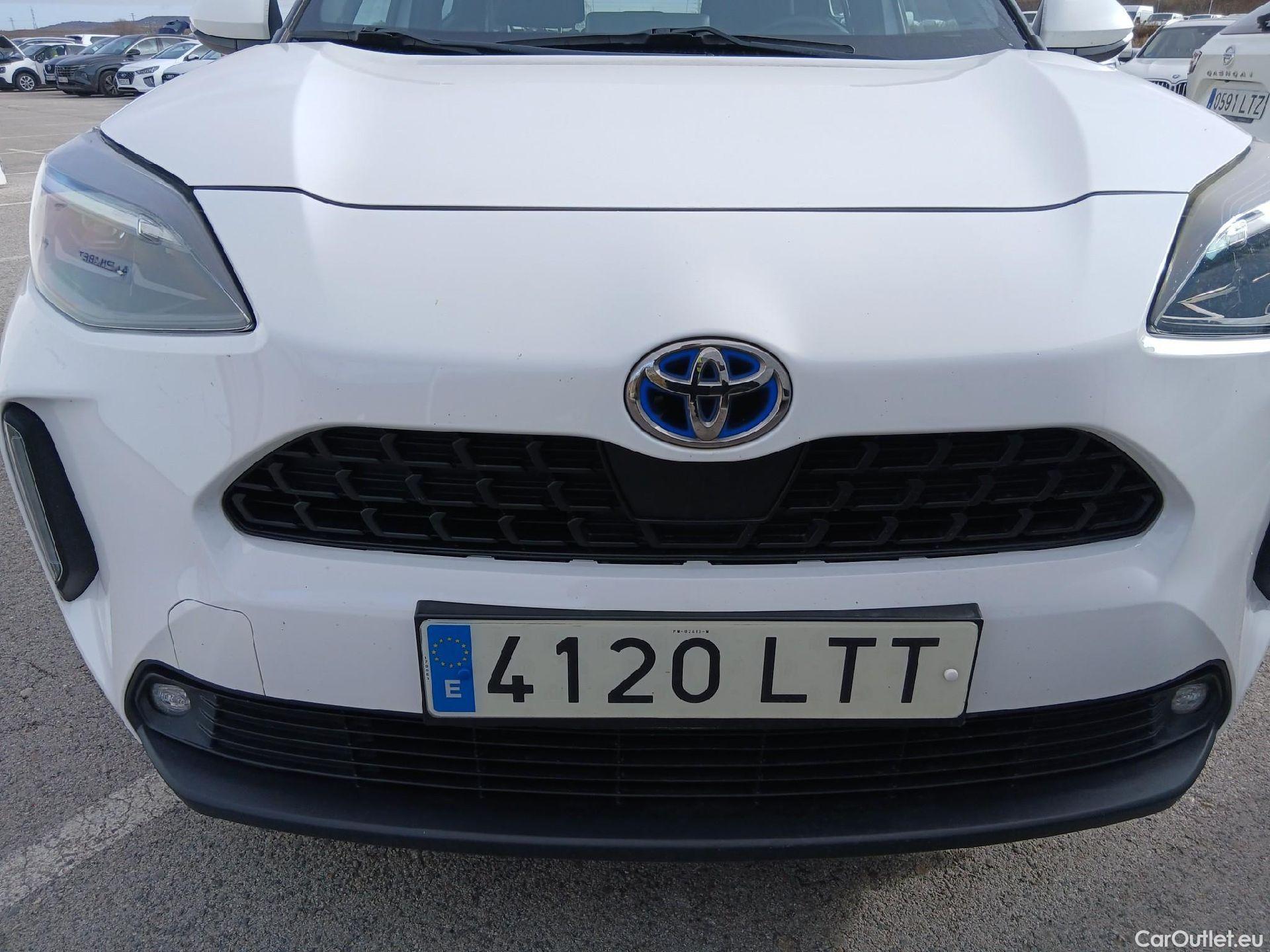  Toyota  Yaris Cross TOYOTA  / 2021 / 5P / todoterreno 1.5 120H Active Tech #3