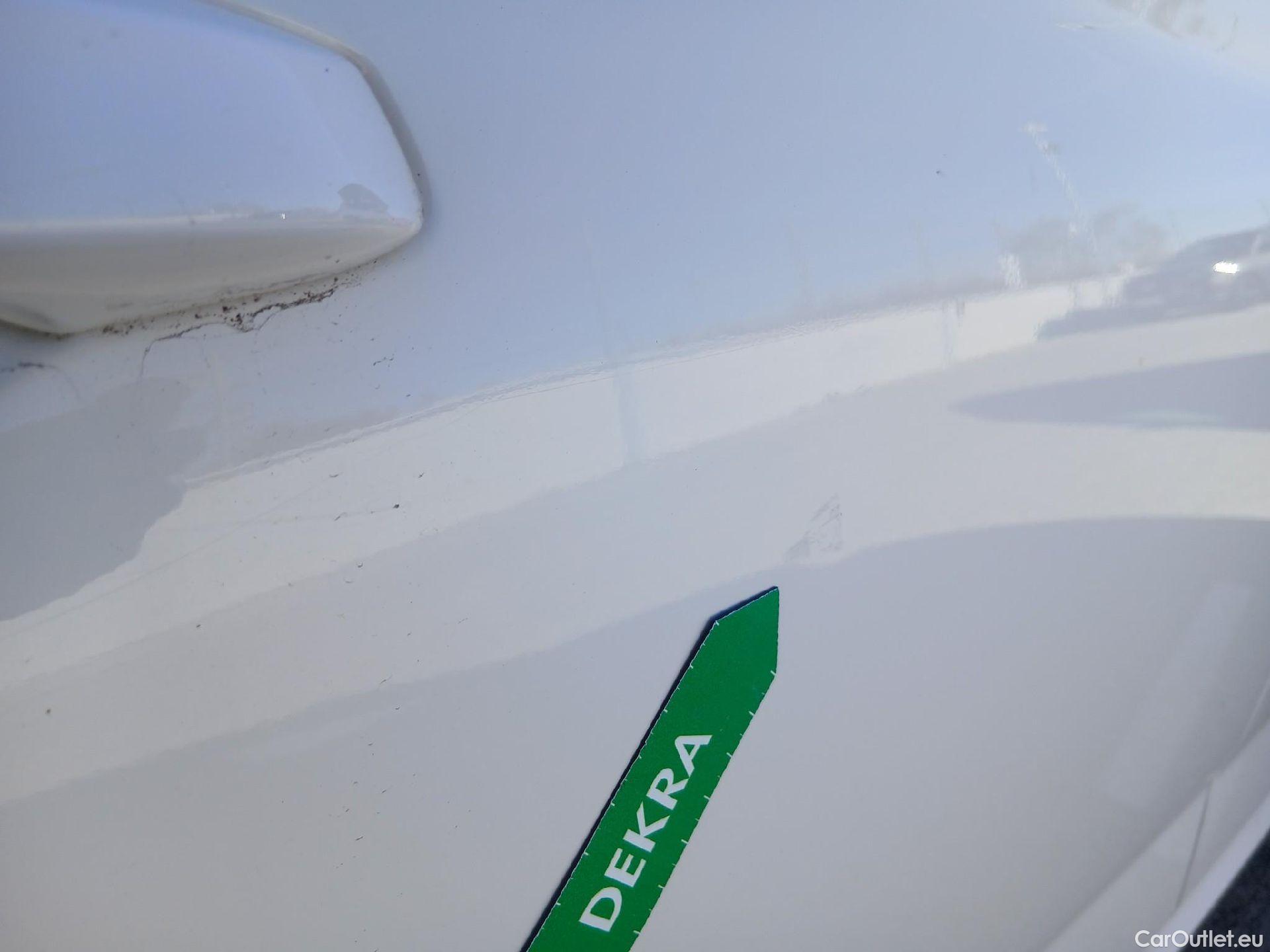  Skoda  KAMIQ SKODA  1.0 TSI 81kW (110CV) DSG Ambition (CX) #27