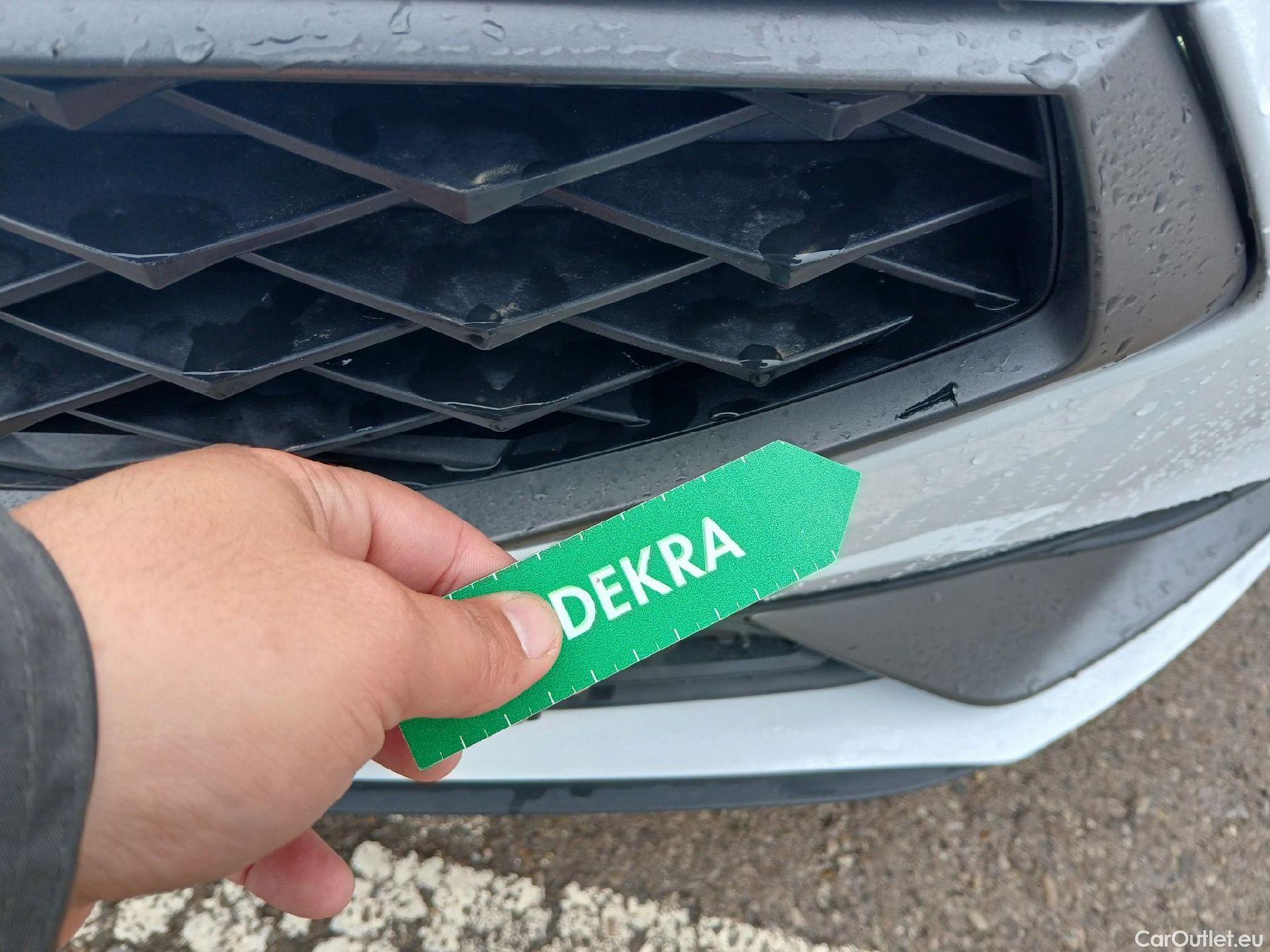  Seat  Leon SEAT Nuevo León / 2020 / 5P / familiar SP 1.5 eTSI 110kW DSG S&S FR Go L(SP) #7