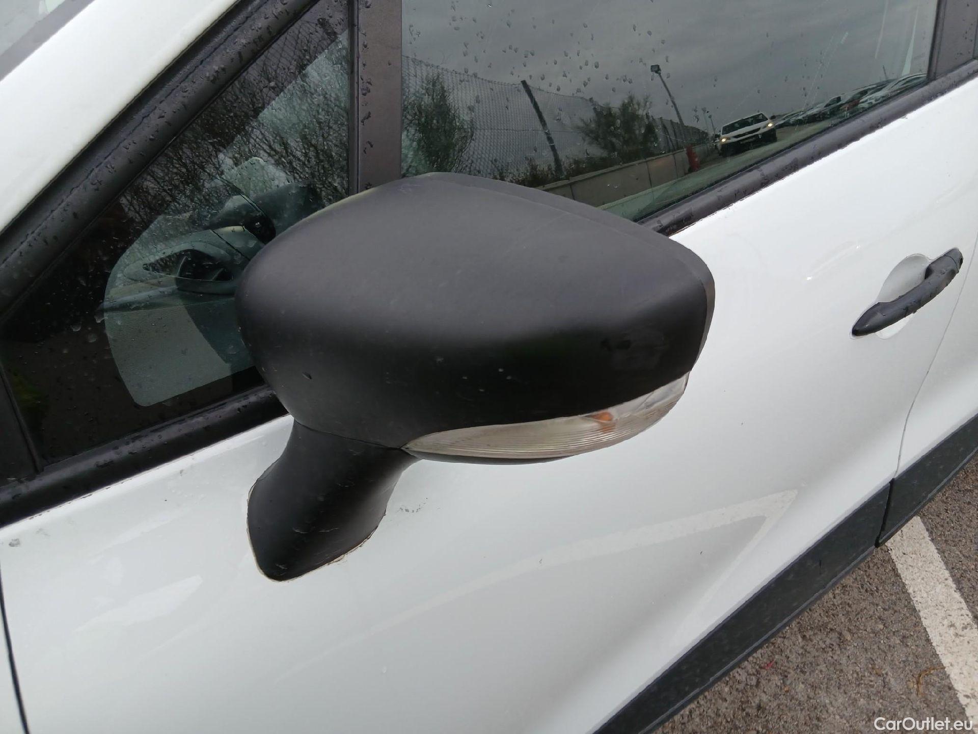  Renault  Clio RENAULT  / 2016 / 5P / berlina con portón Business dCi 55kW (75CV) -18 #8