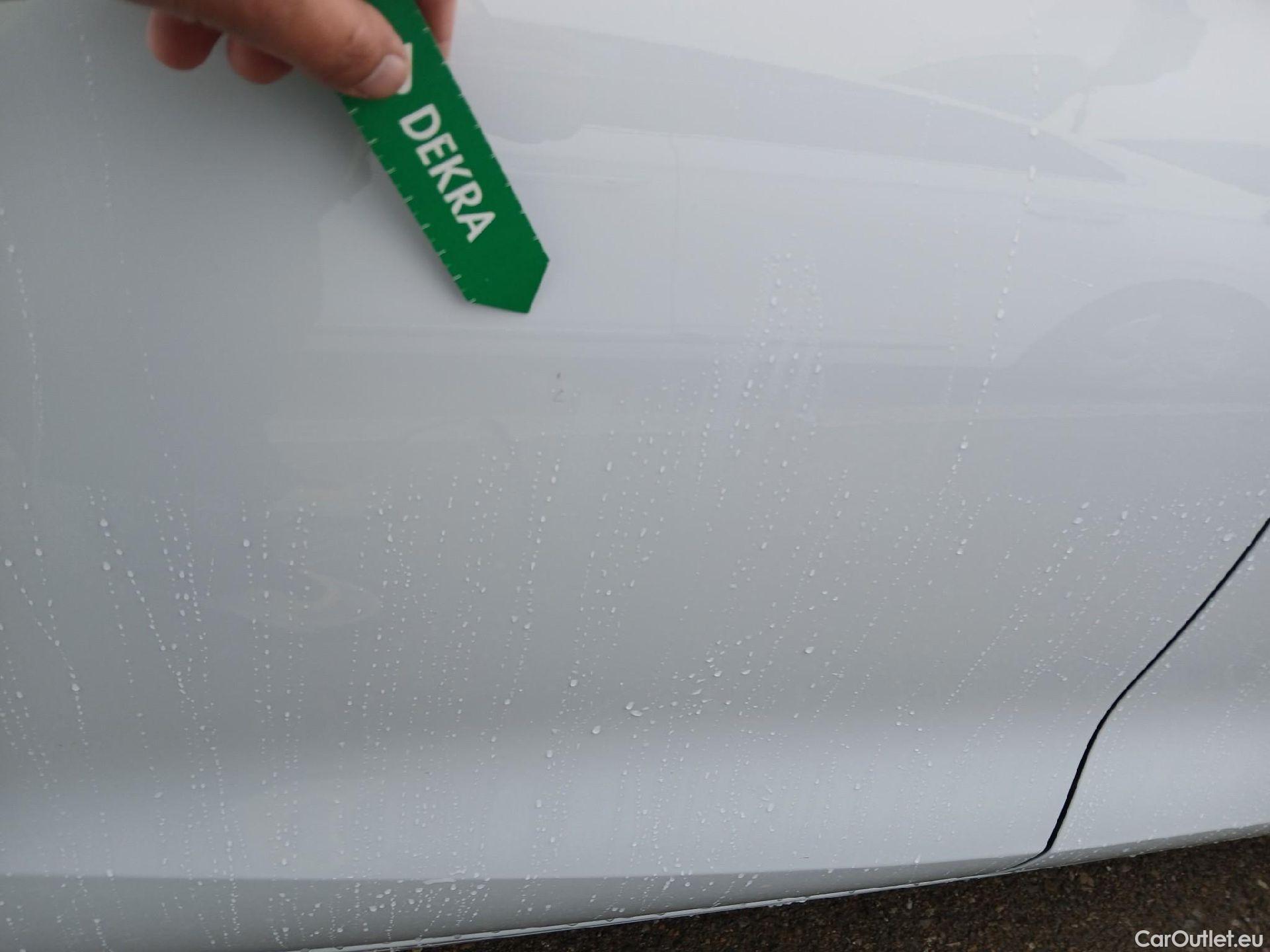  Seat  Leon SEAT Nuevo León / 2020 / 5P / familiar SP 1.5 eTSI 110kW DSG S&S FR Go L(SP) #27