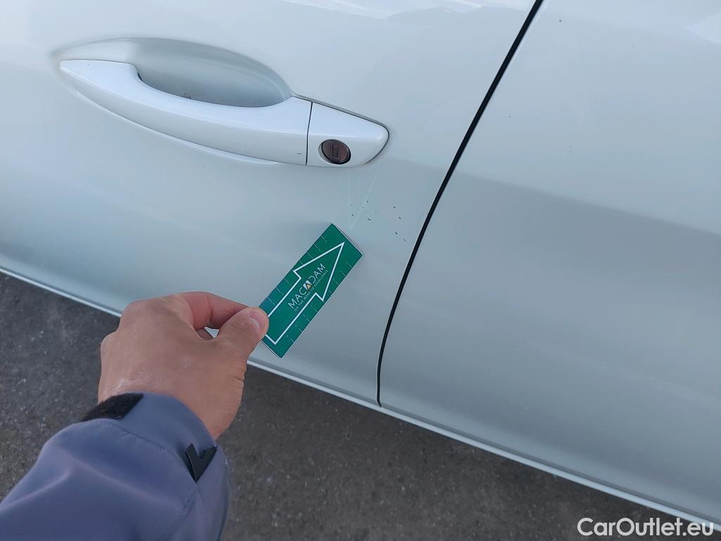  Peugeot  308 PEUGEOT  / 2017 / 5P / familiar SW Active Pack BlueHDi 130 S&S #4