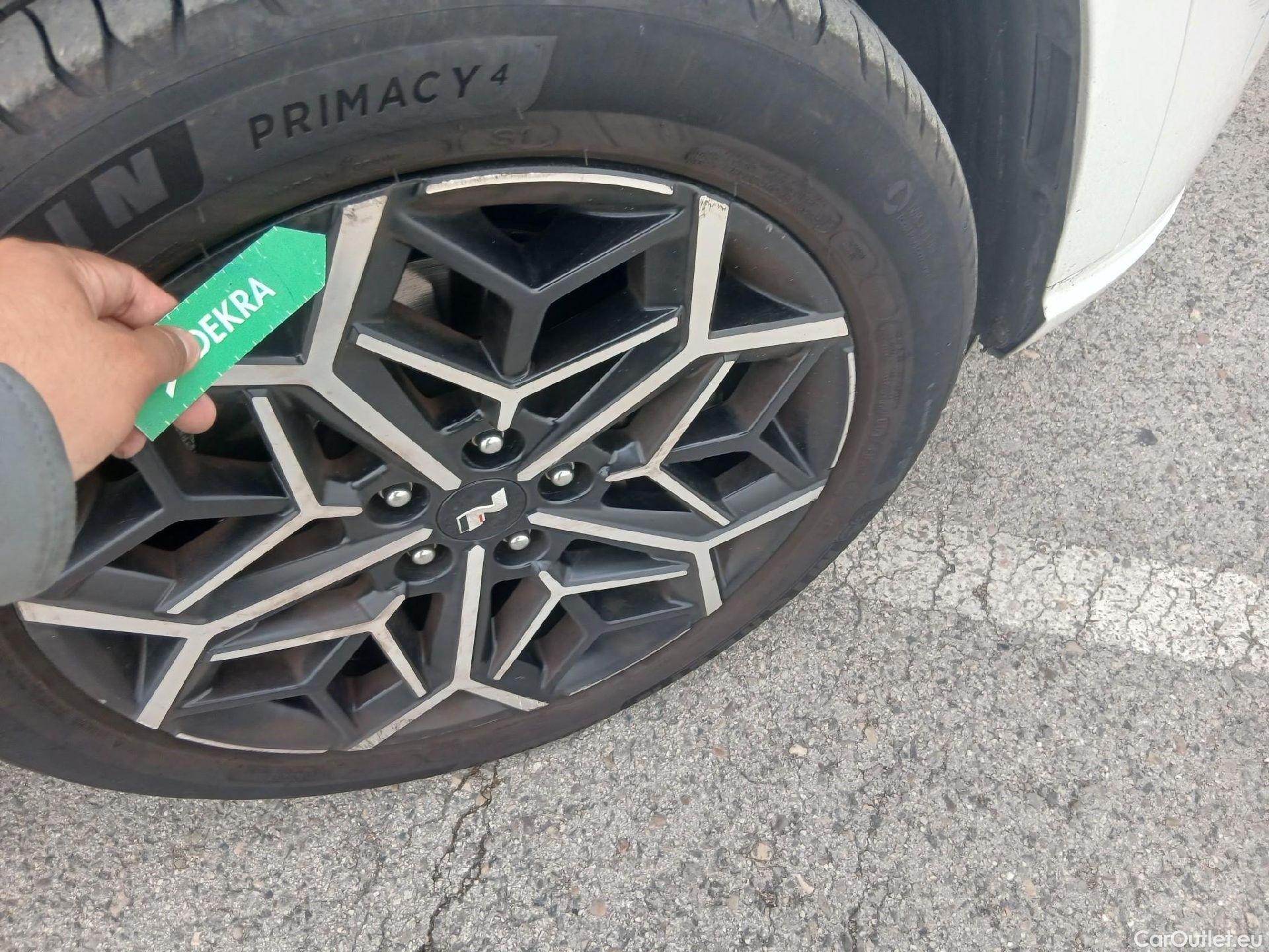  Hyundai  Tucson HYUNDAI  / 2020 / 5P / todoterreno 1.6 TGDI 169kW (230CV) HEV N-Line Sky AT #43