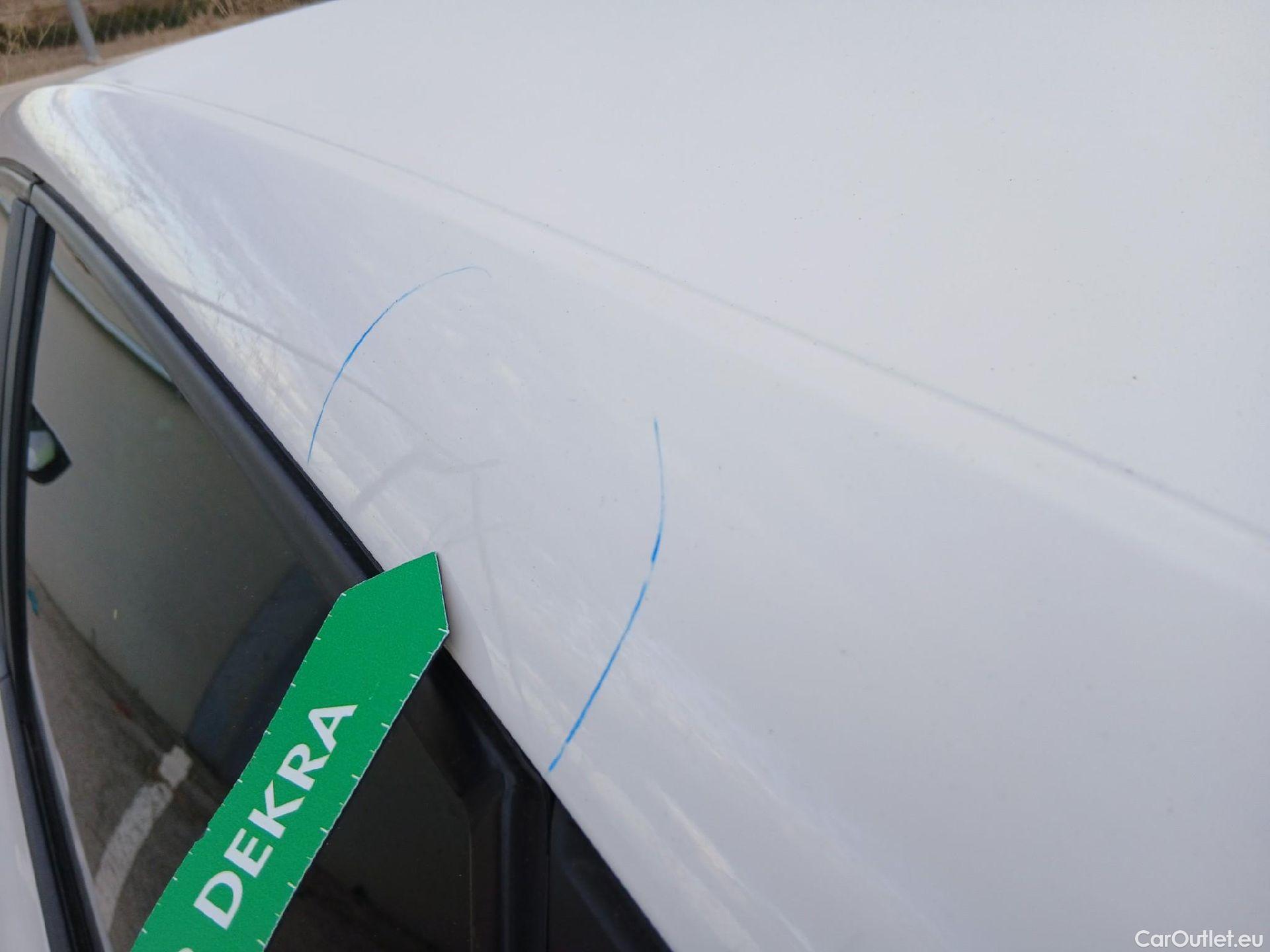  Seat  Ibiza SEAT  / 2017 / 5P / berlina con portón 1.0 MPI 59kW (80CV) Reference Plus(SP) #9