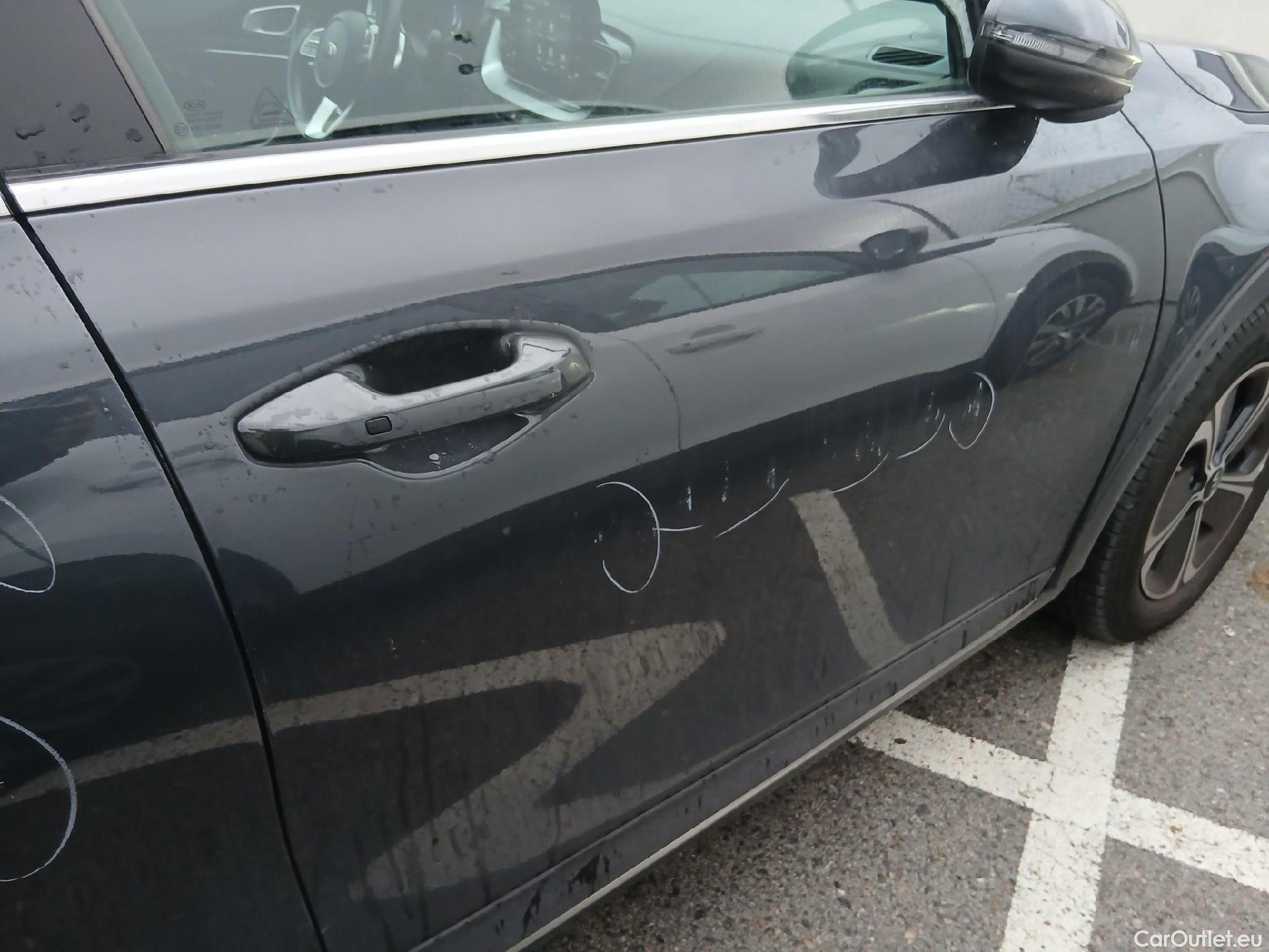  KIA  XCeed KIA  1.6 GDi PHEV 104kW (141CV) eDrive (AC) #46