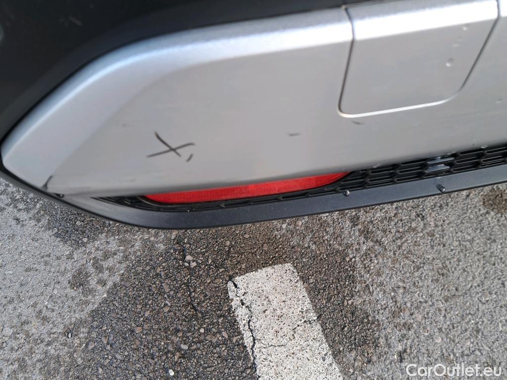  Nissan  Qashqai NISSAN  / 2021 / 5P / todoterreno DIG-T 116kW mHEV Xtronic Premiere Edit.(SL) #14