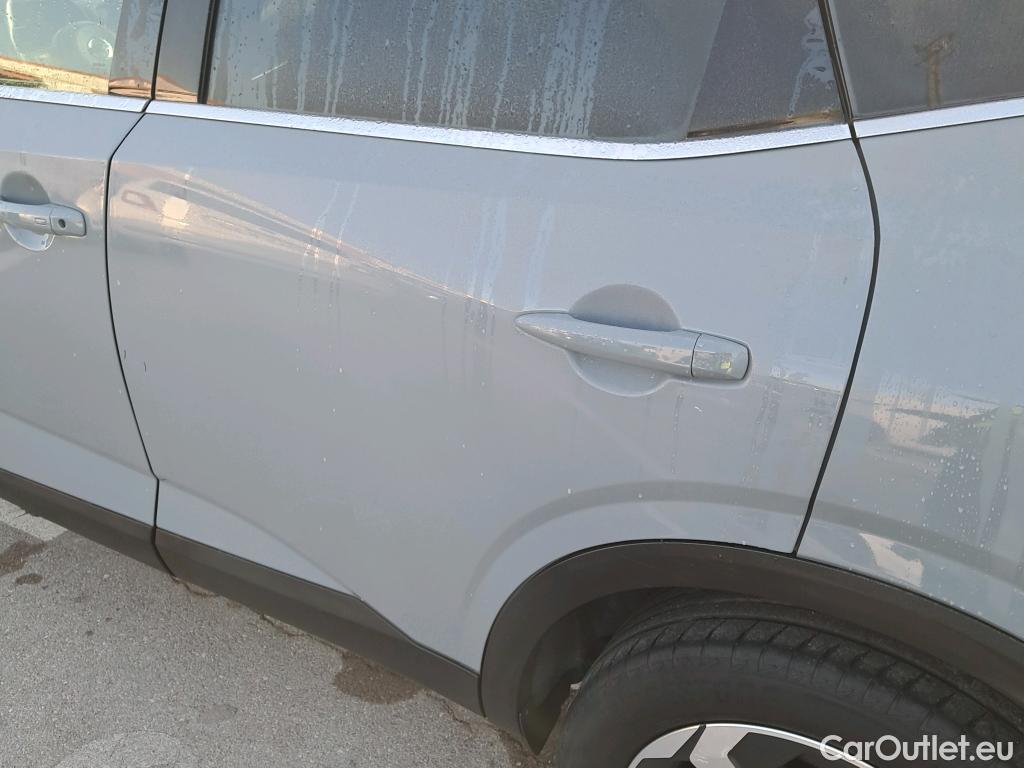  Nissan  Qashqai NISSAN  / 2021 / 5P / todoterreno DIG-T 116kW mHEV Xtronic Premiere Edit.(SL) #3